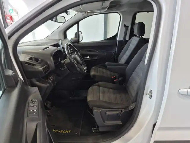 Opel Combo Life view 8