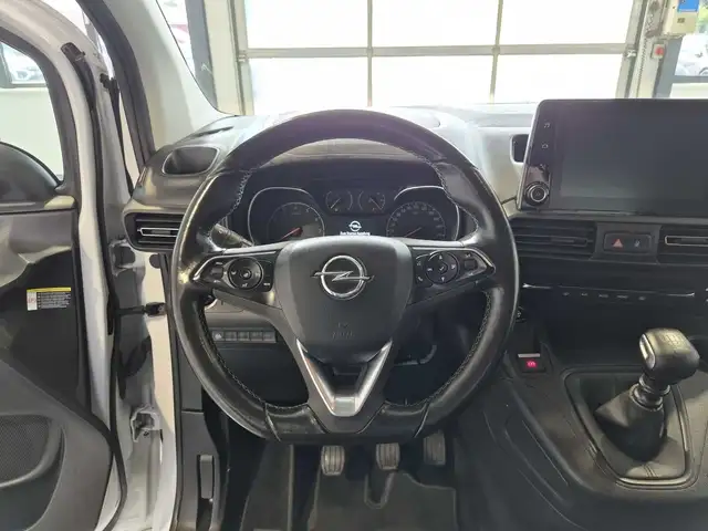 Opel Combo Life view 10