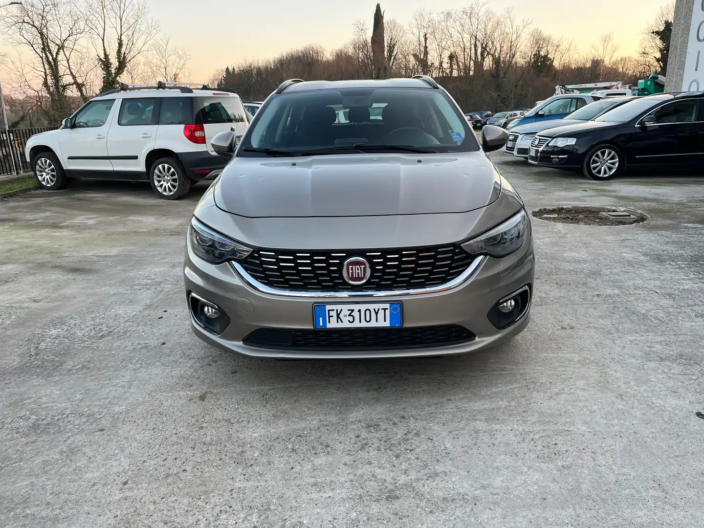 Fiat Tipo Tipo SW 1.6 mjt Lounge s Goud - 2