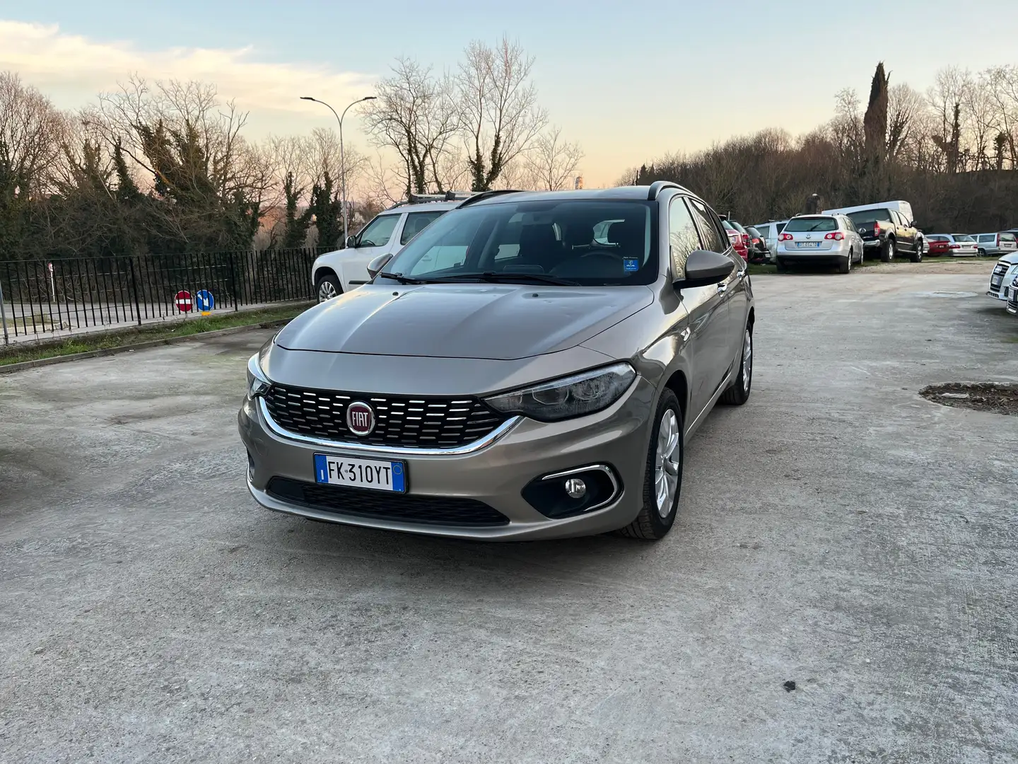 Fiat Tipo Tipo SW 1.6 mjt Lounge s Goud - 1