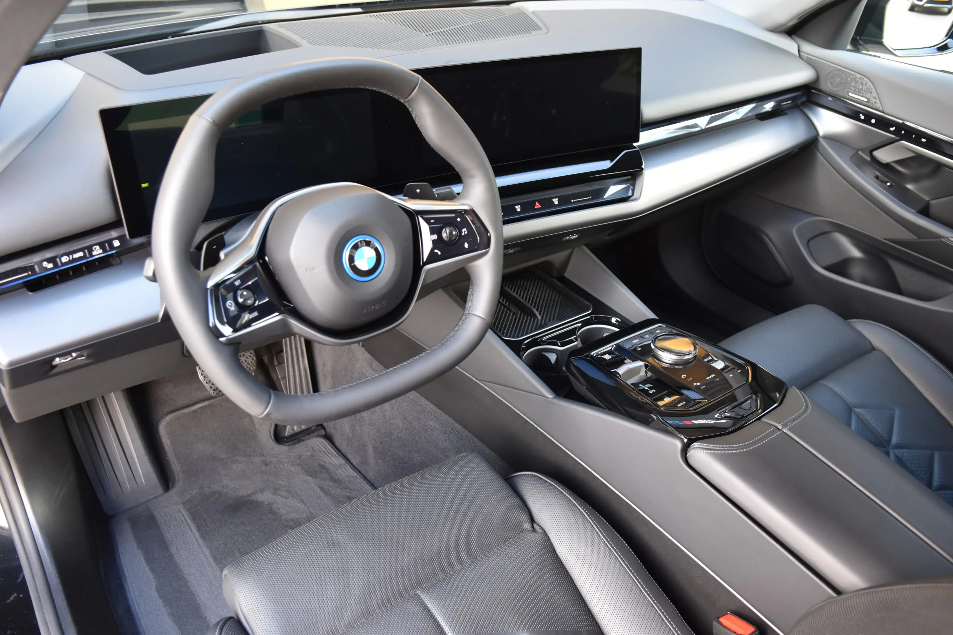 BMW 550 5-serie 550e xDrive * Harman/Kardon * Trekhaak * S — photo 10