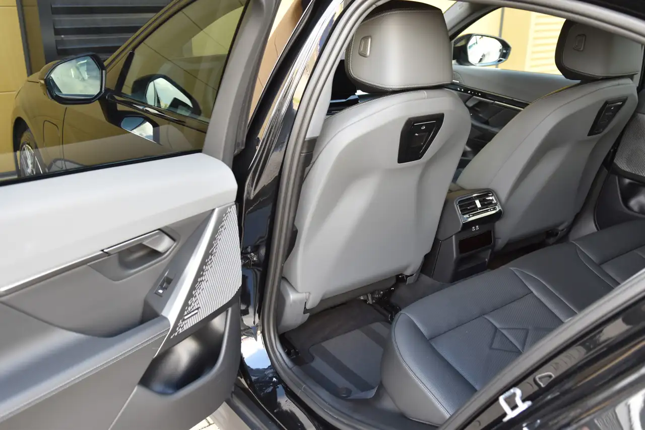 BMW 550 5-serie 550e xDrive * Harman/Kardon * Trekhaak * S, миниатюра 11