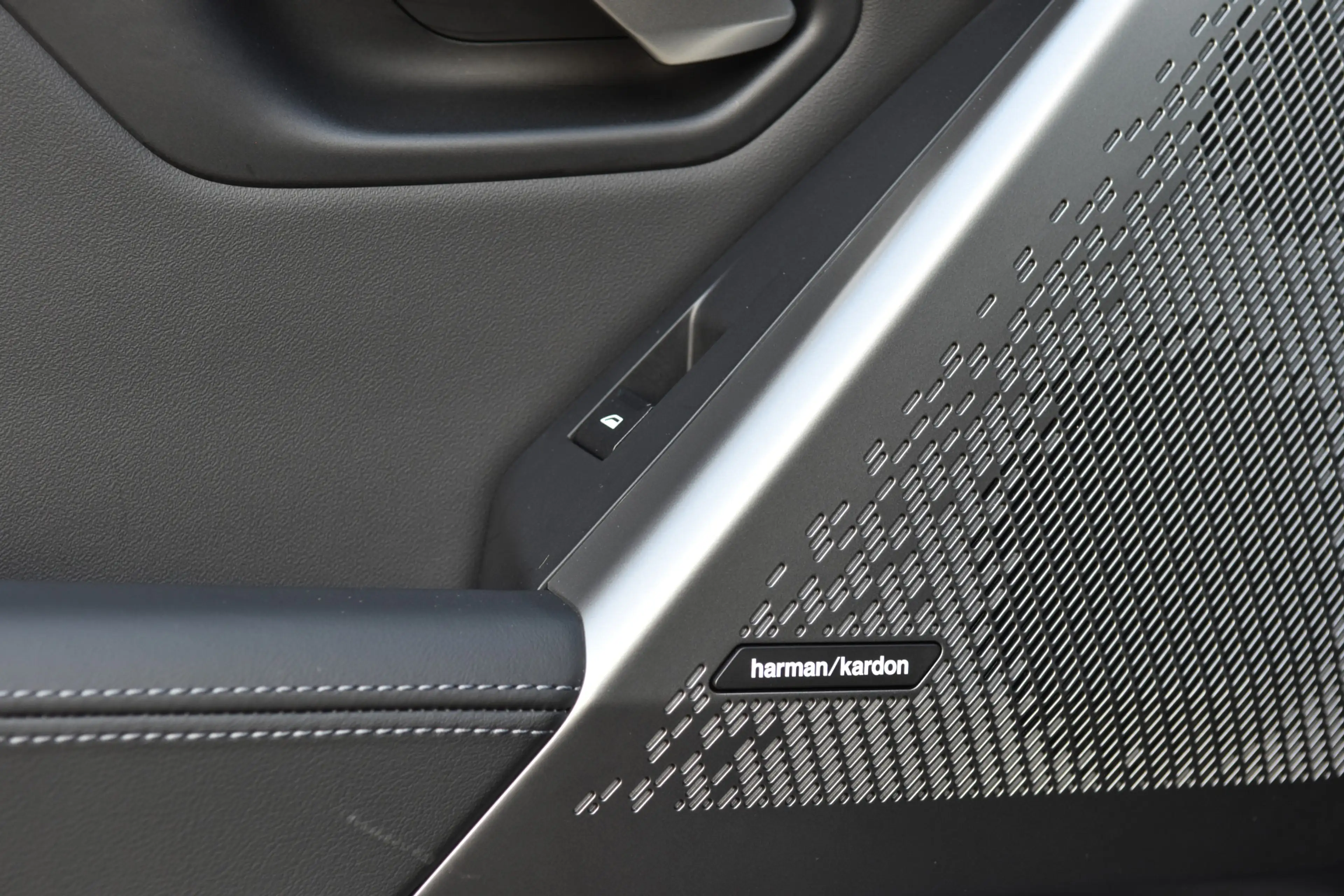 BMW 550 5-serie 550e xDrive * Harman/Kardon * Trekhaak * S — photo 15
