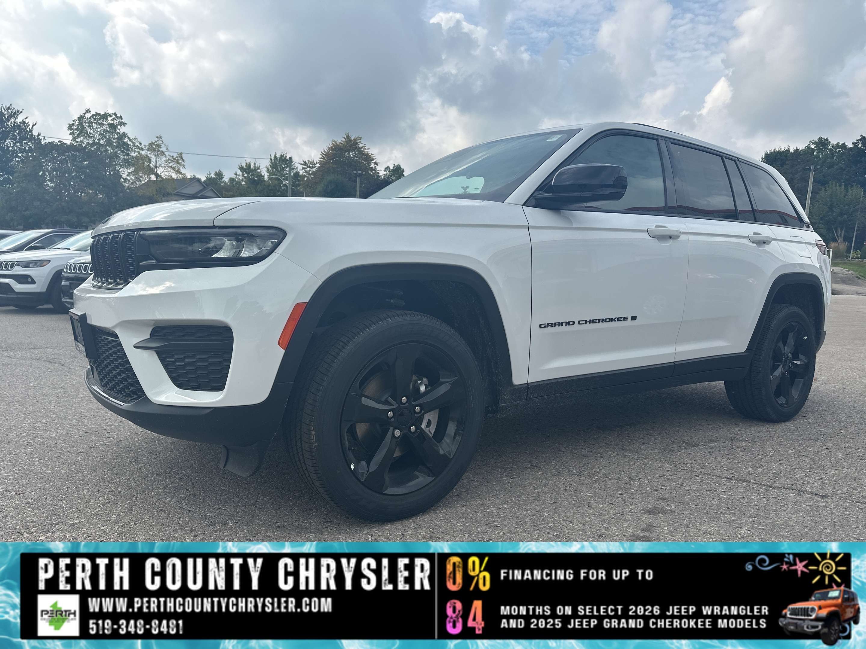 White 2025 Jeep Grand Cherokee SUV / Crossover Four-Wheel Drive 8-Speed Automatic