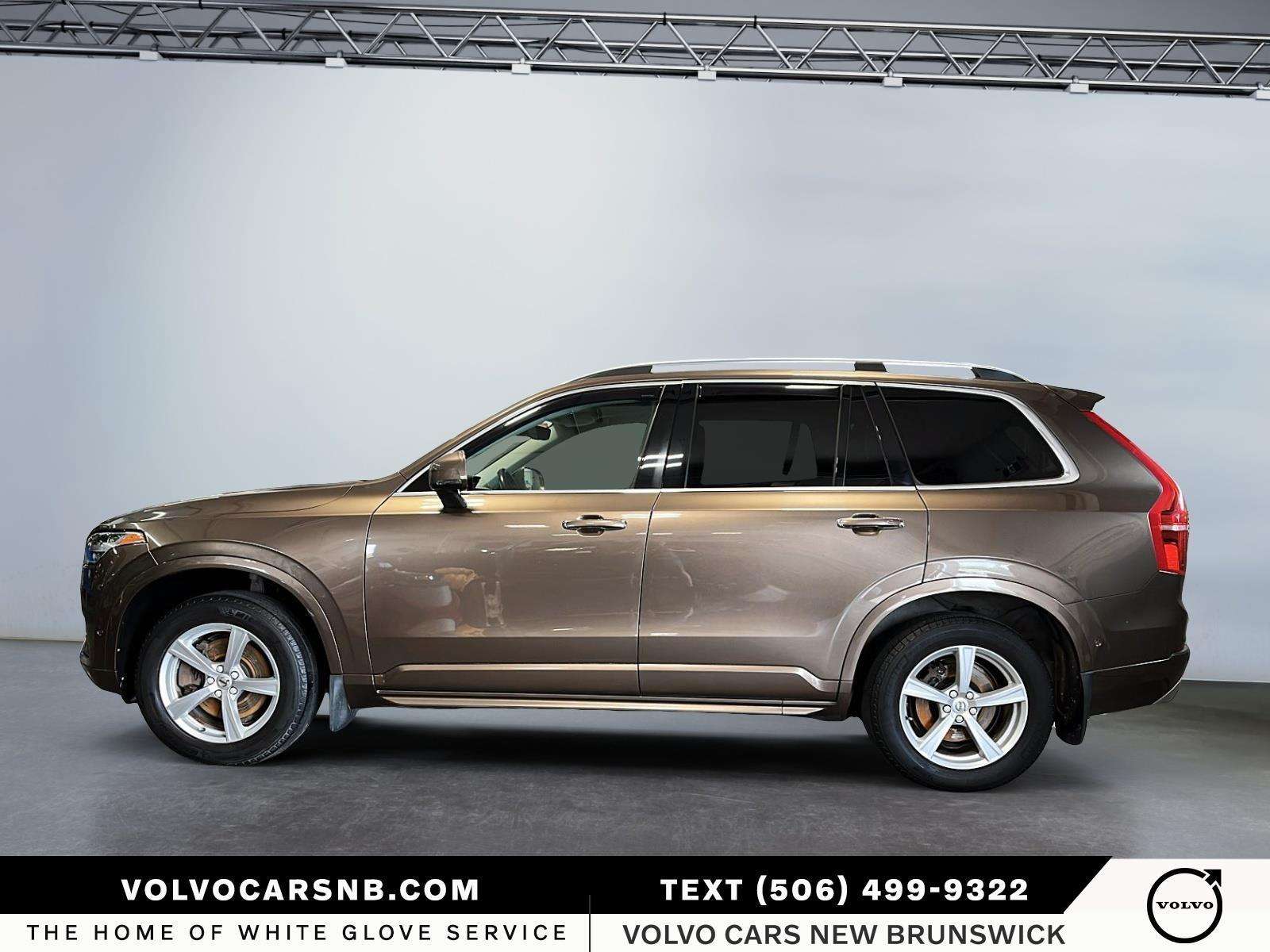 2017 Volvo XC90 T5 Momentum | Leather Seats | Moonroof alt 5
