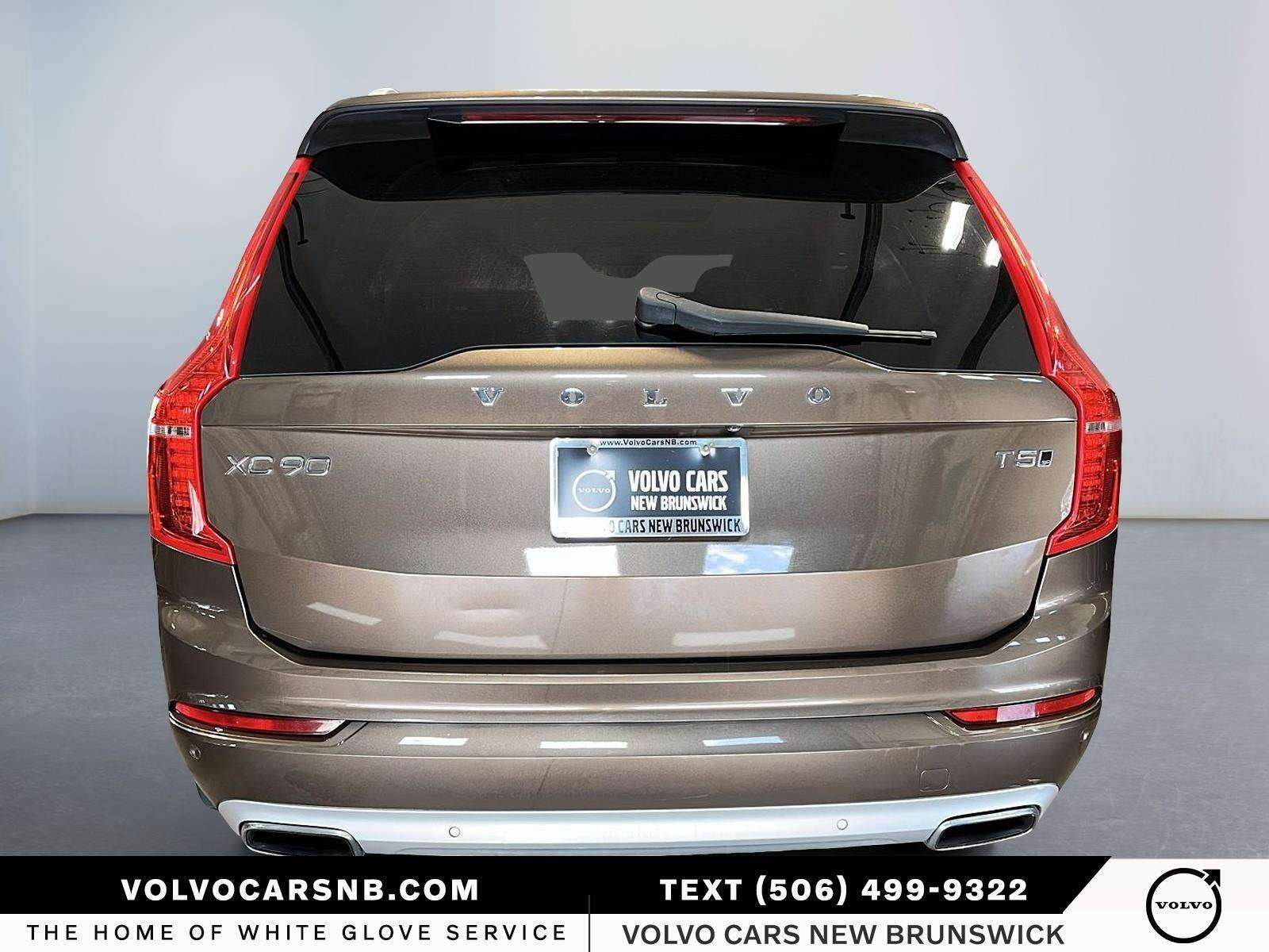 2017 Volvo XC90 T5 Momentum | Leather Seats | Moonroof alt 3