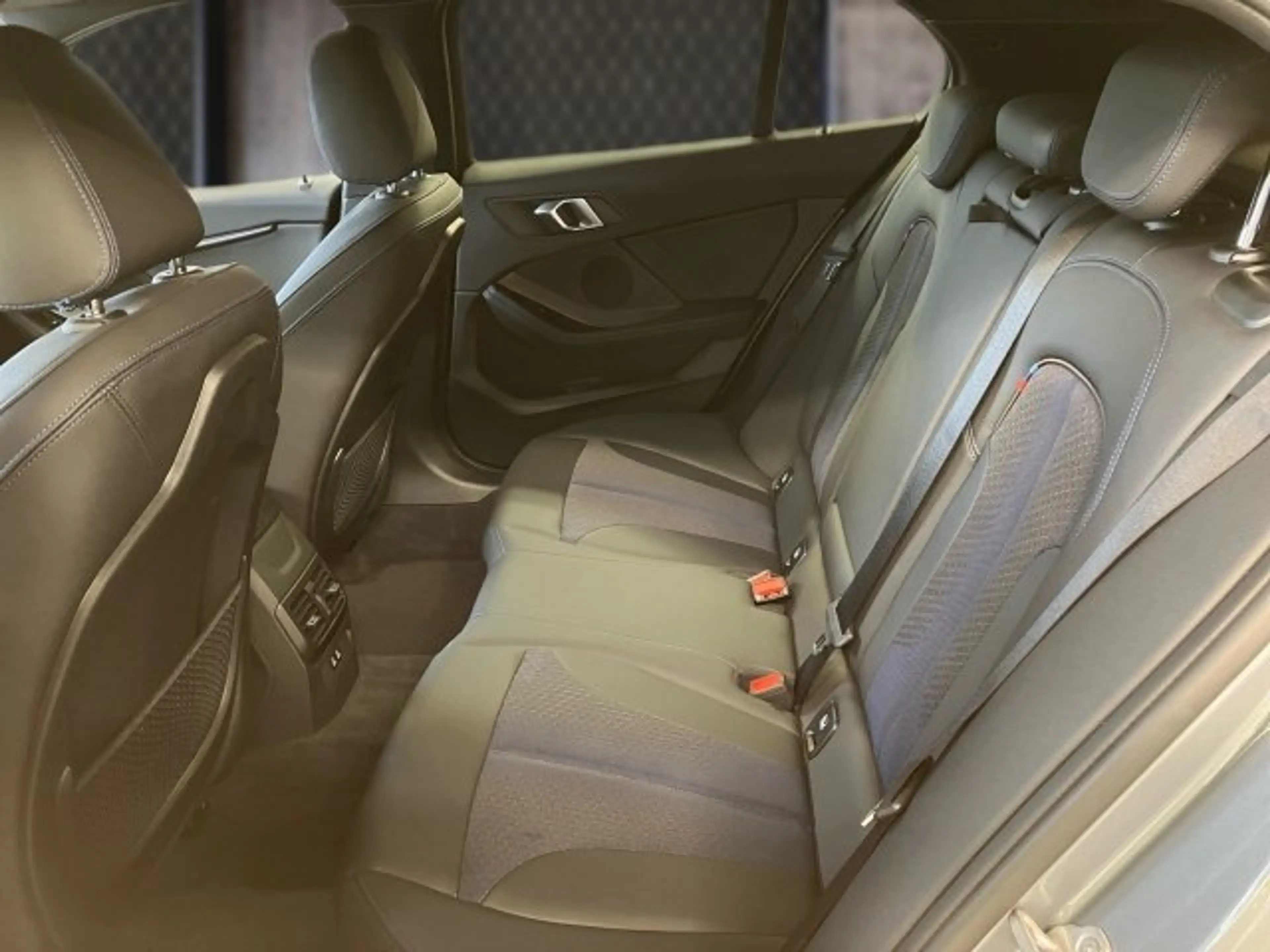 BMW 118 d 5-Türer F40 — photo 9