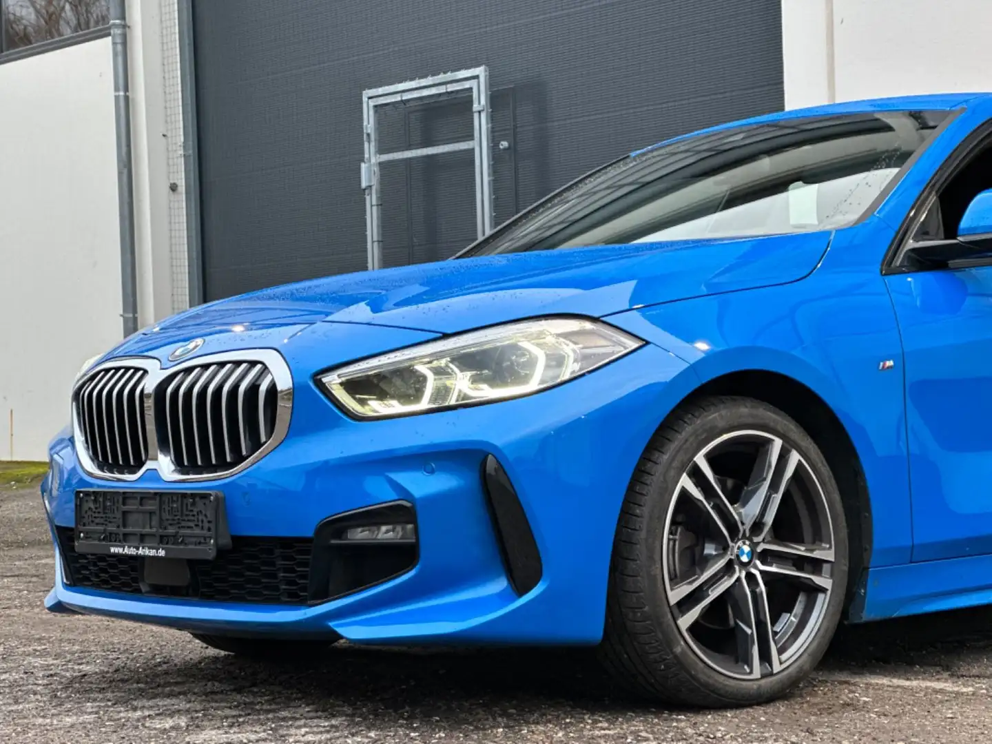 BMW 118 1 Lim. 118 i M Sport LED/Ambiente/L-Heizung Blauw - 2