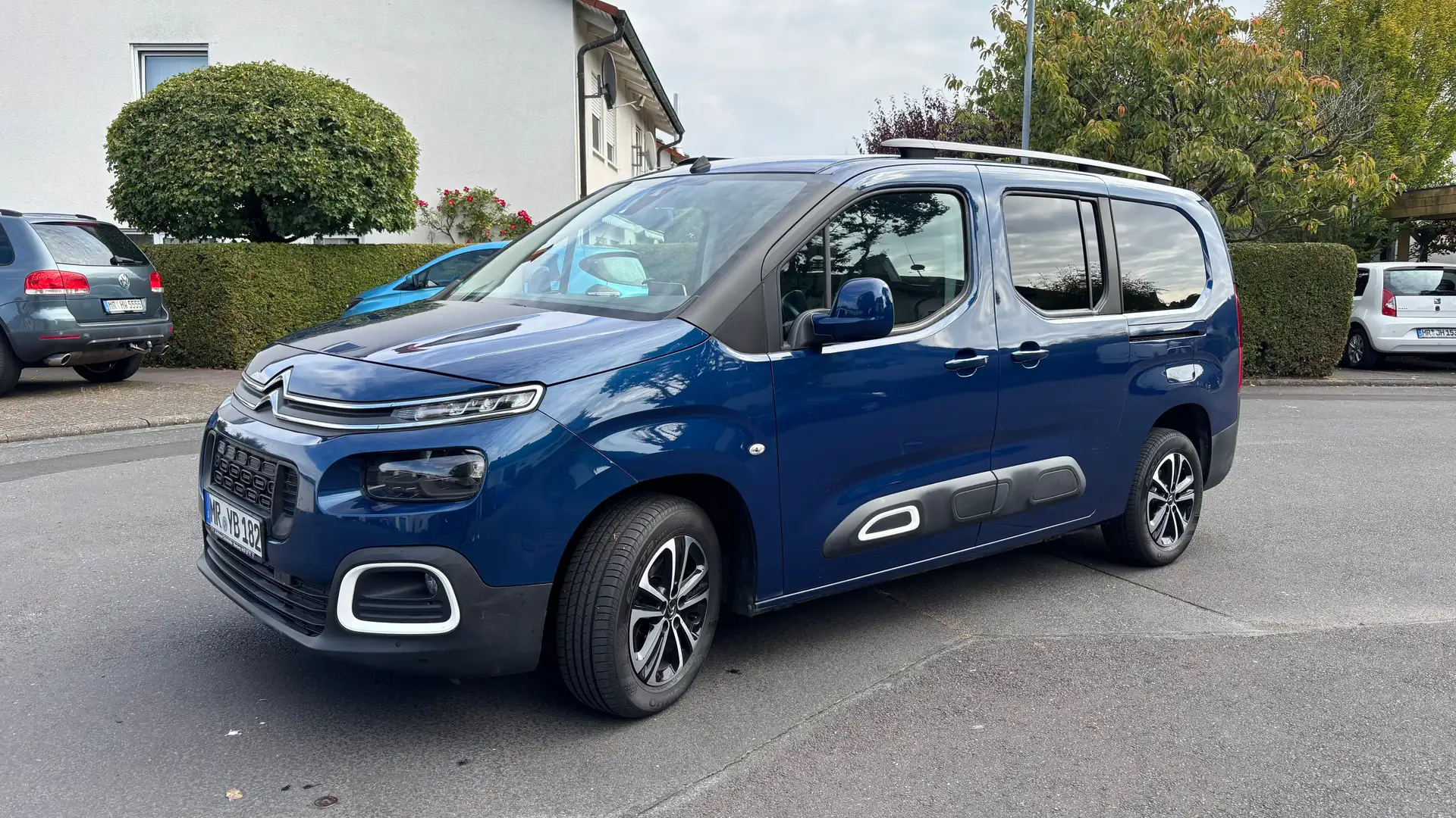Citroen Berlingo Berlingo XL BlueHDi 130 FEEL-NEUTEILE Blau - 1