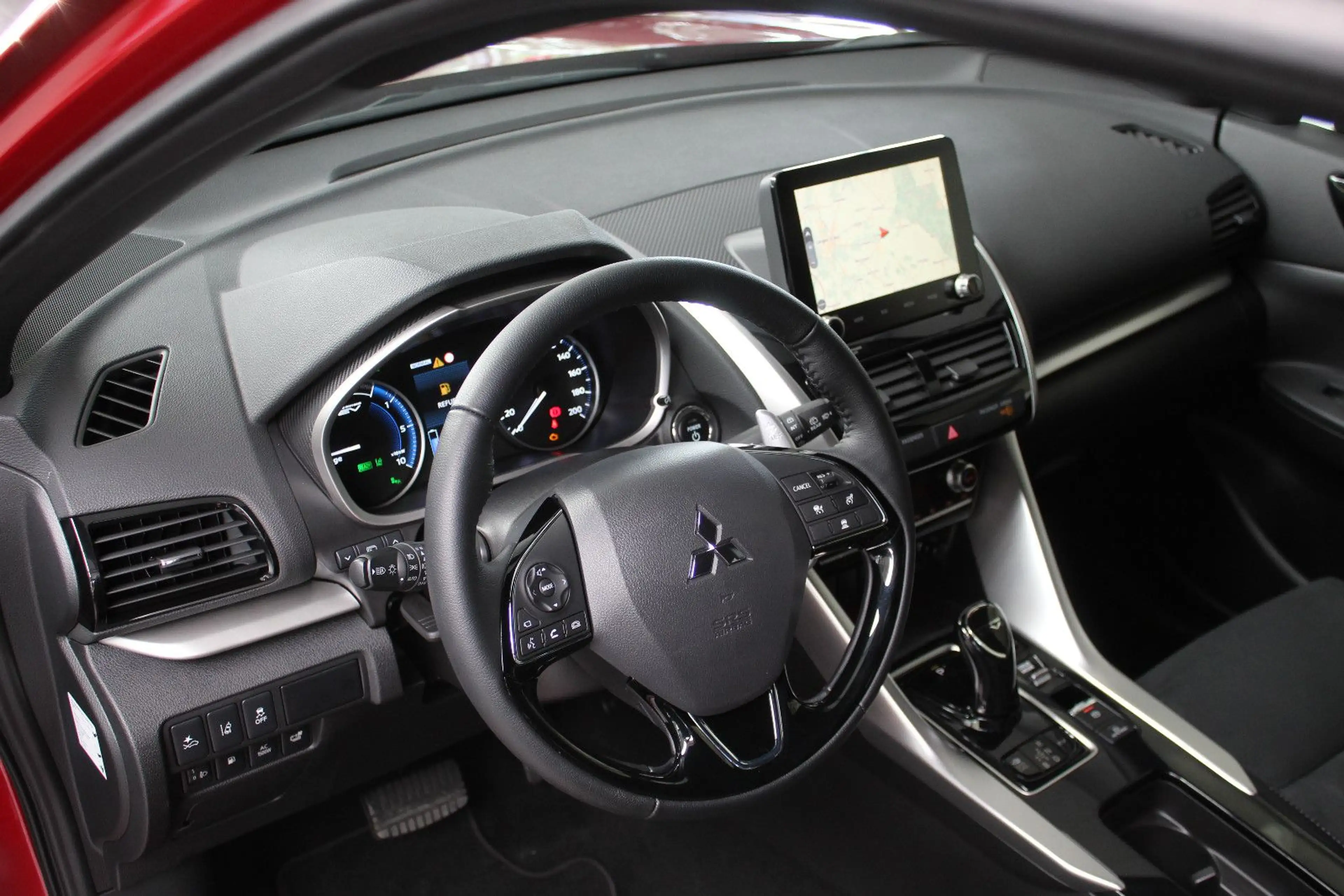 Mitsubishi Eclipse Cross Plug-in Hybrid Select 4WD — photo 10