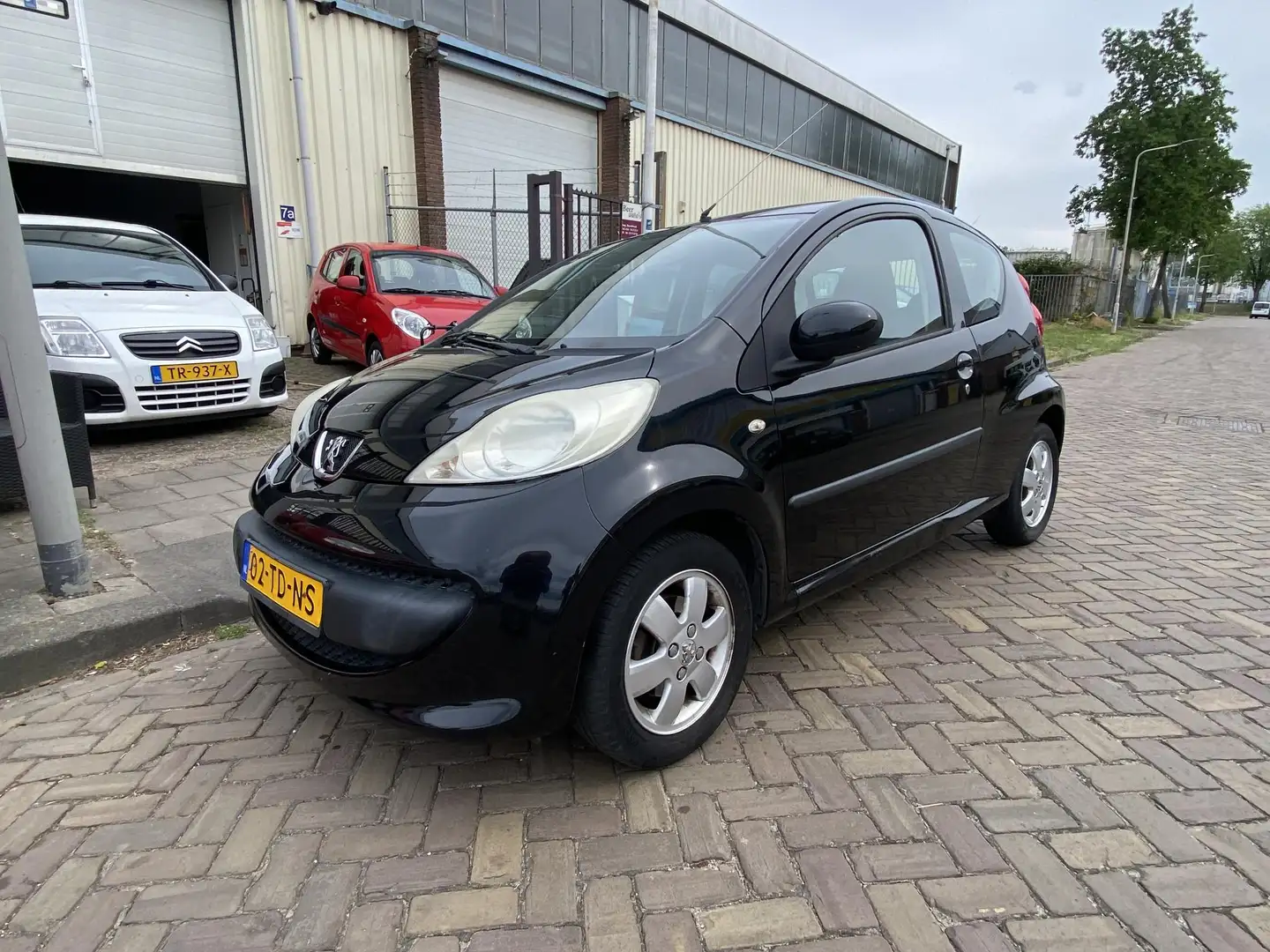 Peugeot 107 1.0-12V XS Negro - 1