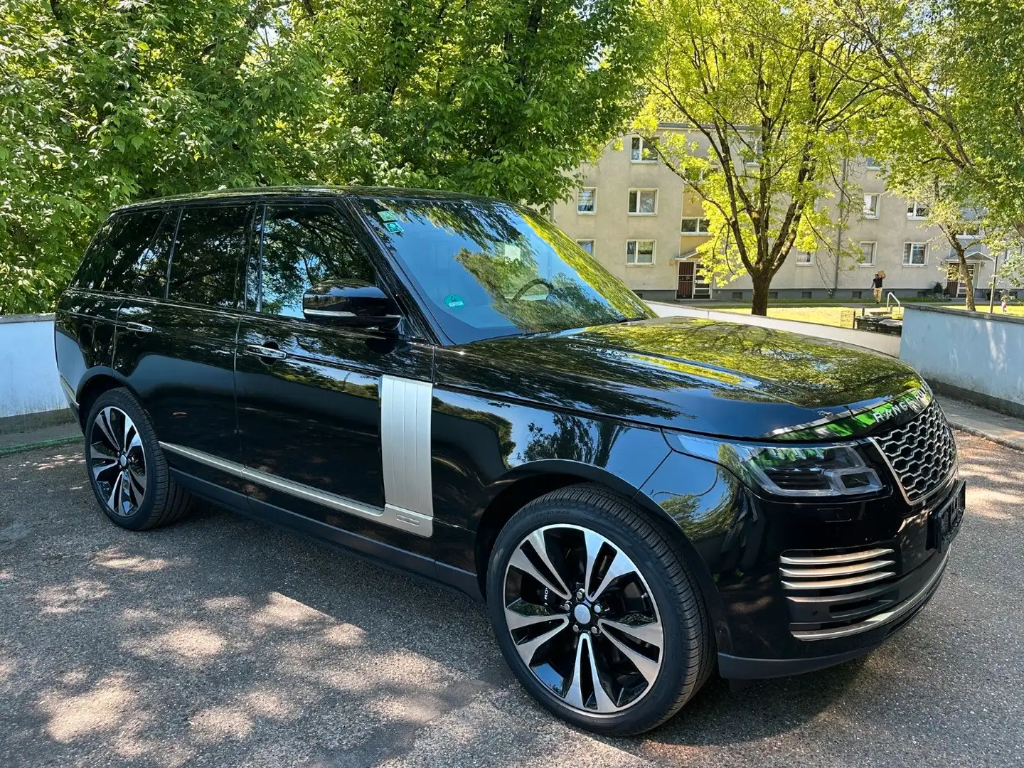Land Rover Range Rover D350 Fifty (Autobiography) **VOLL** Noir - 2