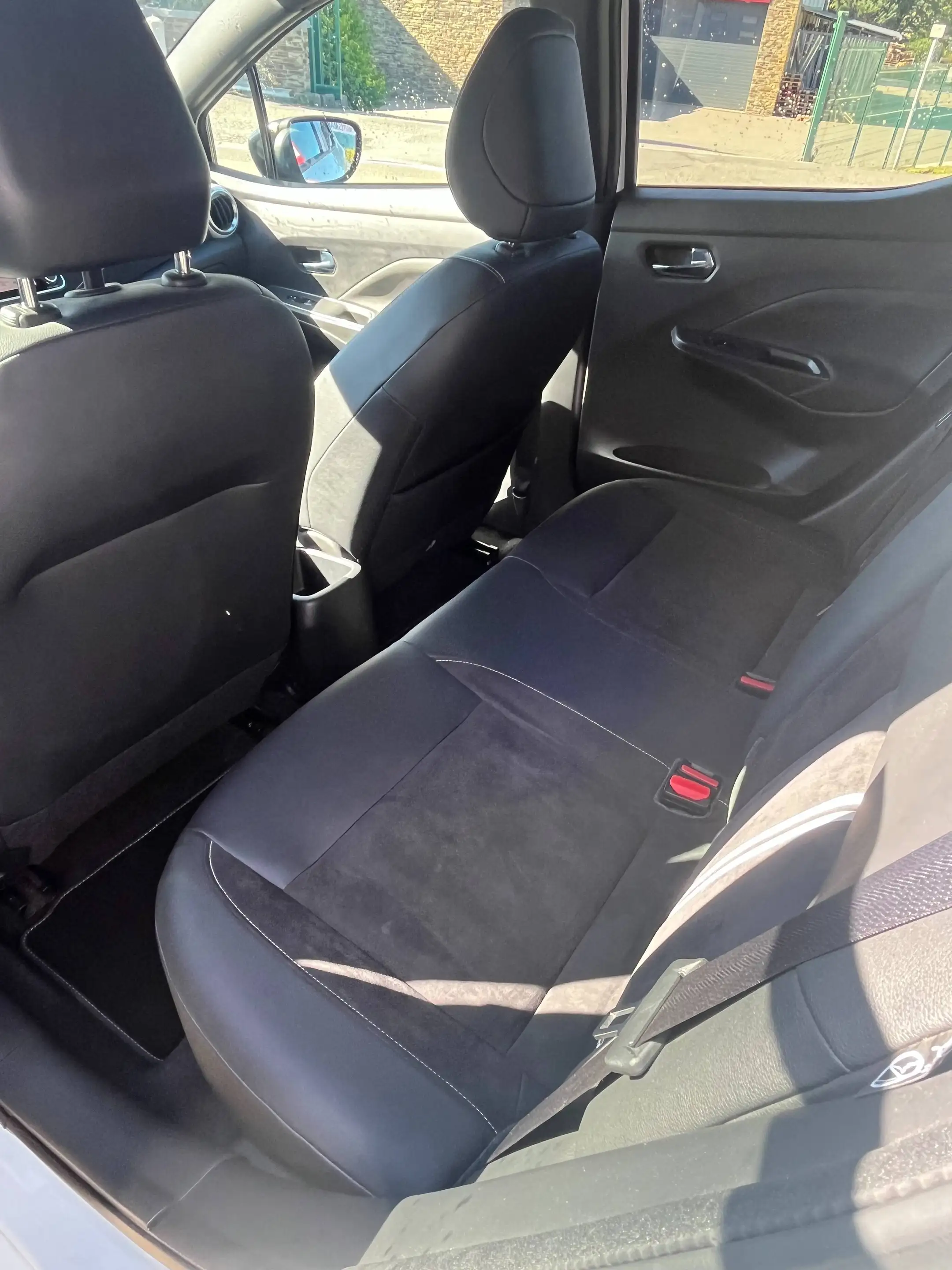 Nissan Micra Micra 1.0 IG-T Connect — photo 15