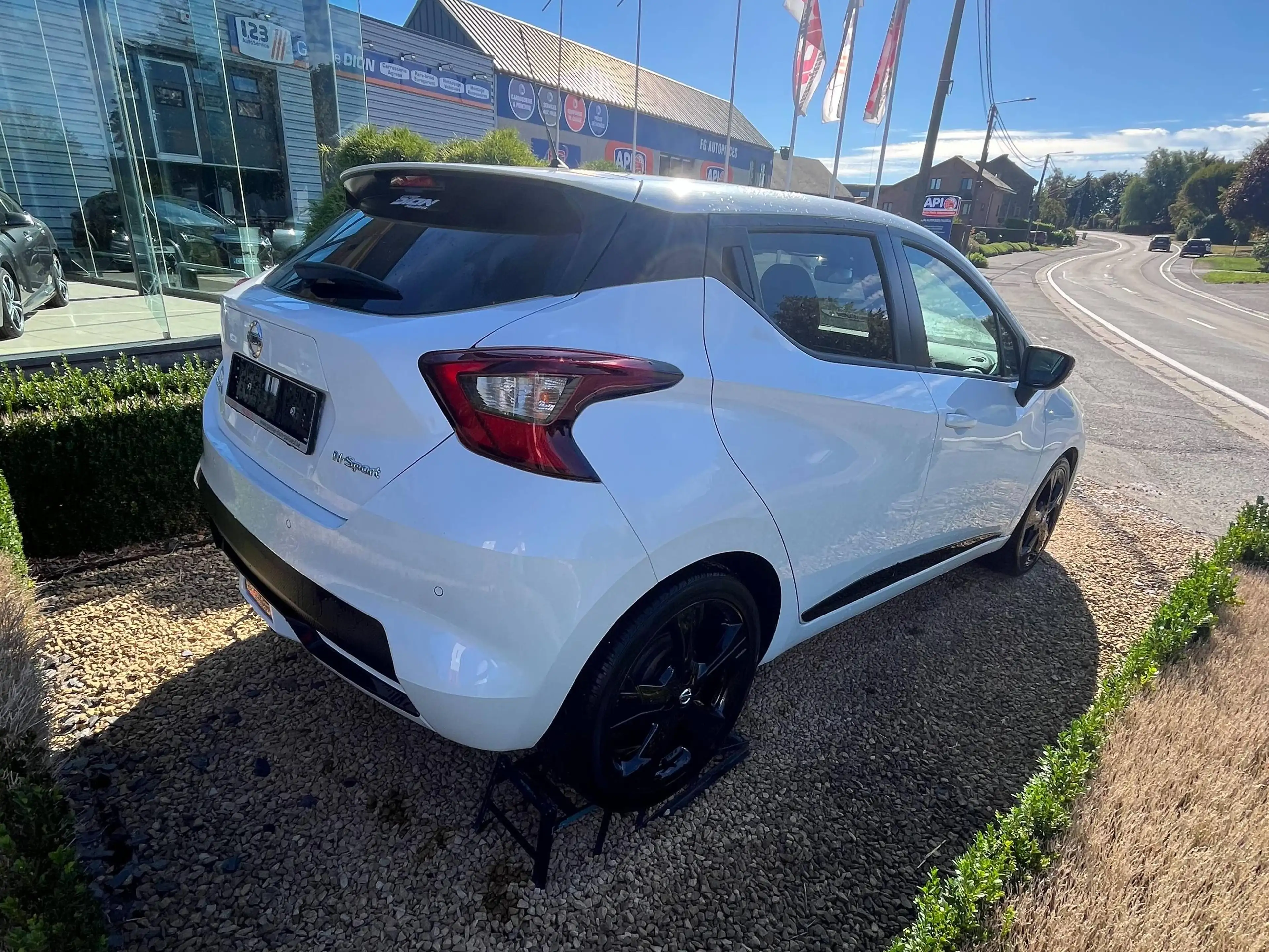 Nissan Micra Micra 1.0 IG-T Connect — photo 5