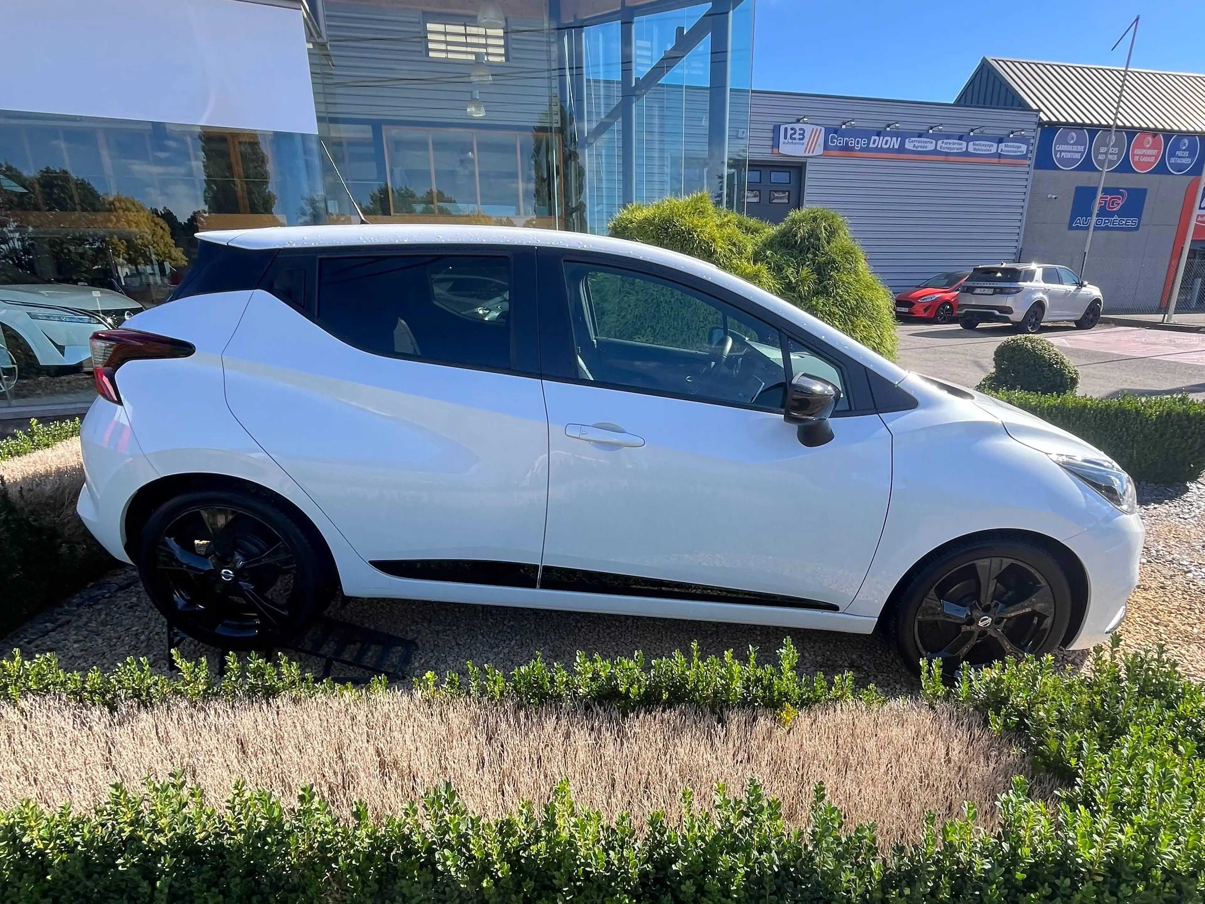 Nissan Micra Micra 1.0 IG-T Connect — photo 4