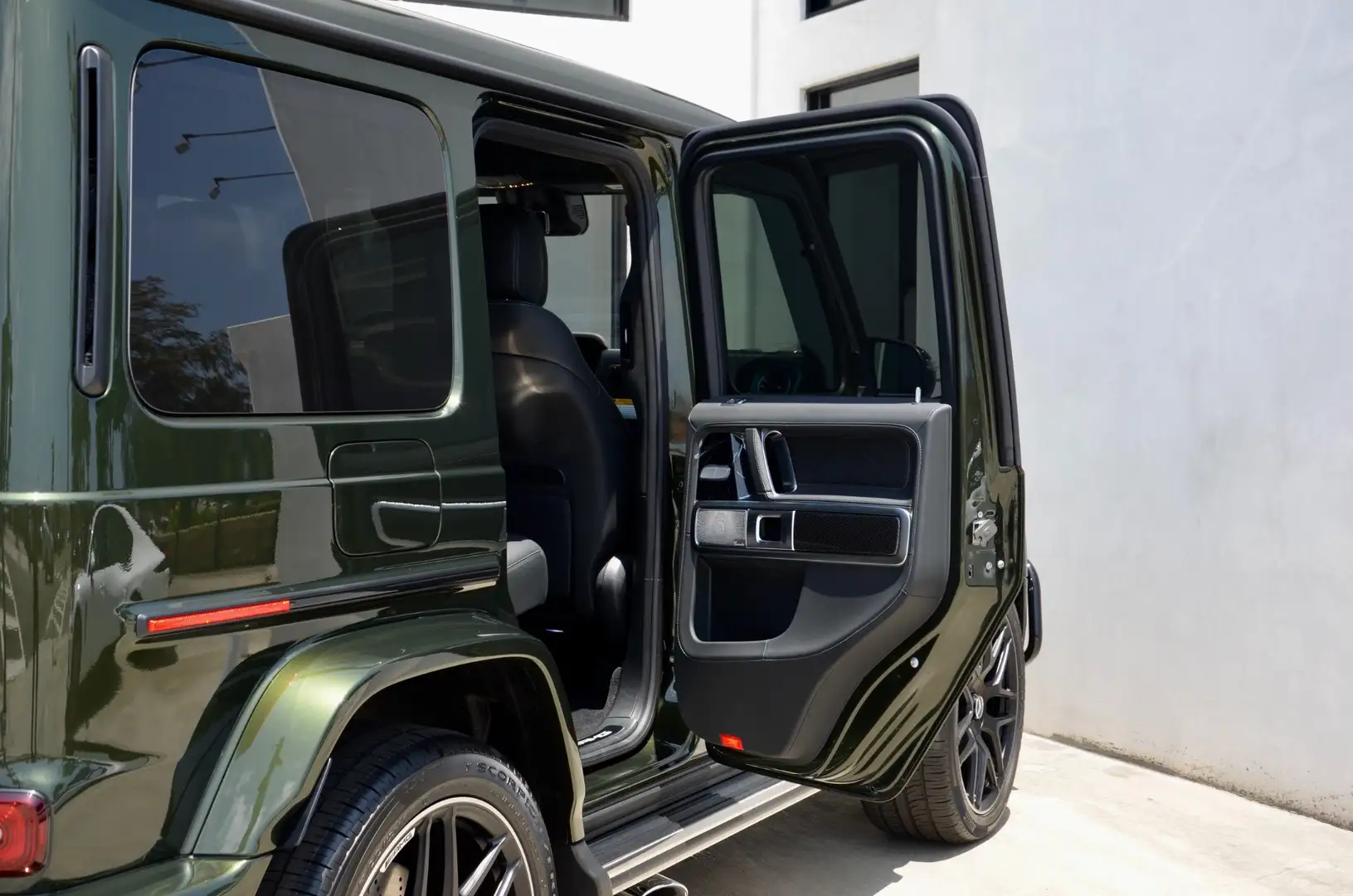 Mercedes-Benz G 63 AMG - 2