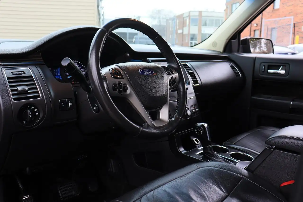 Ford Flex снимка Ford Flex