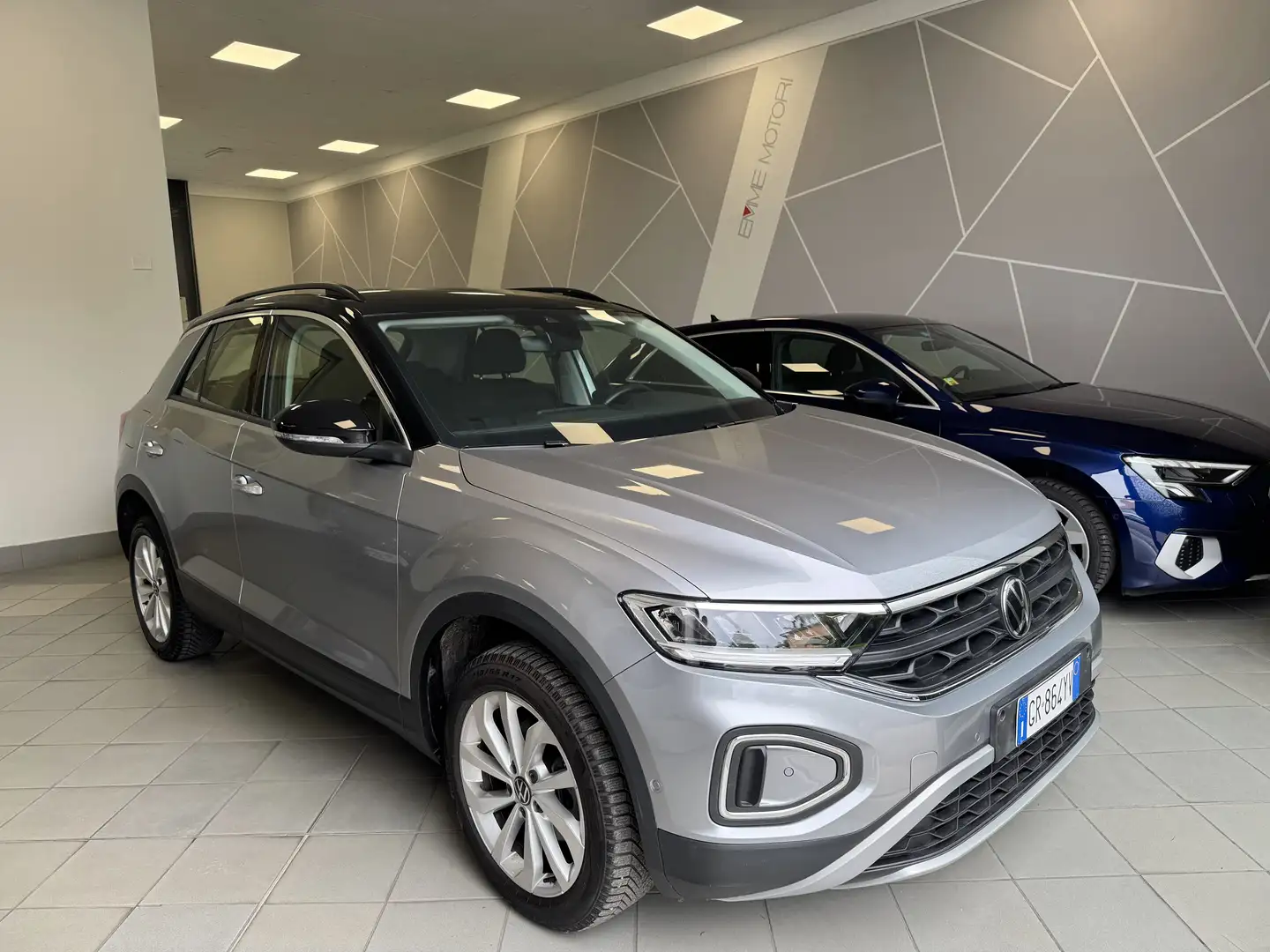 Volkswagen T-Roc 1.5 tsi Life+Tech DSG /PROMO/Service VW Argento - 1