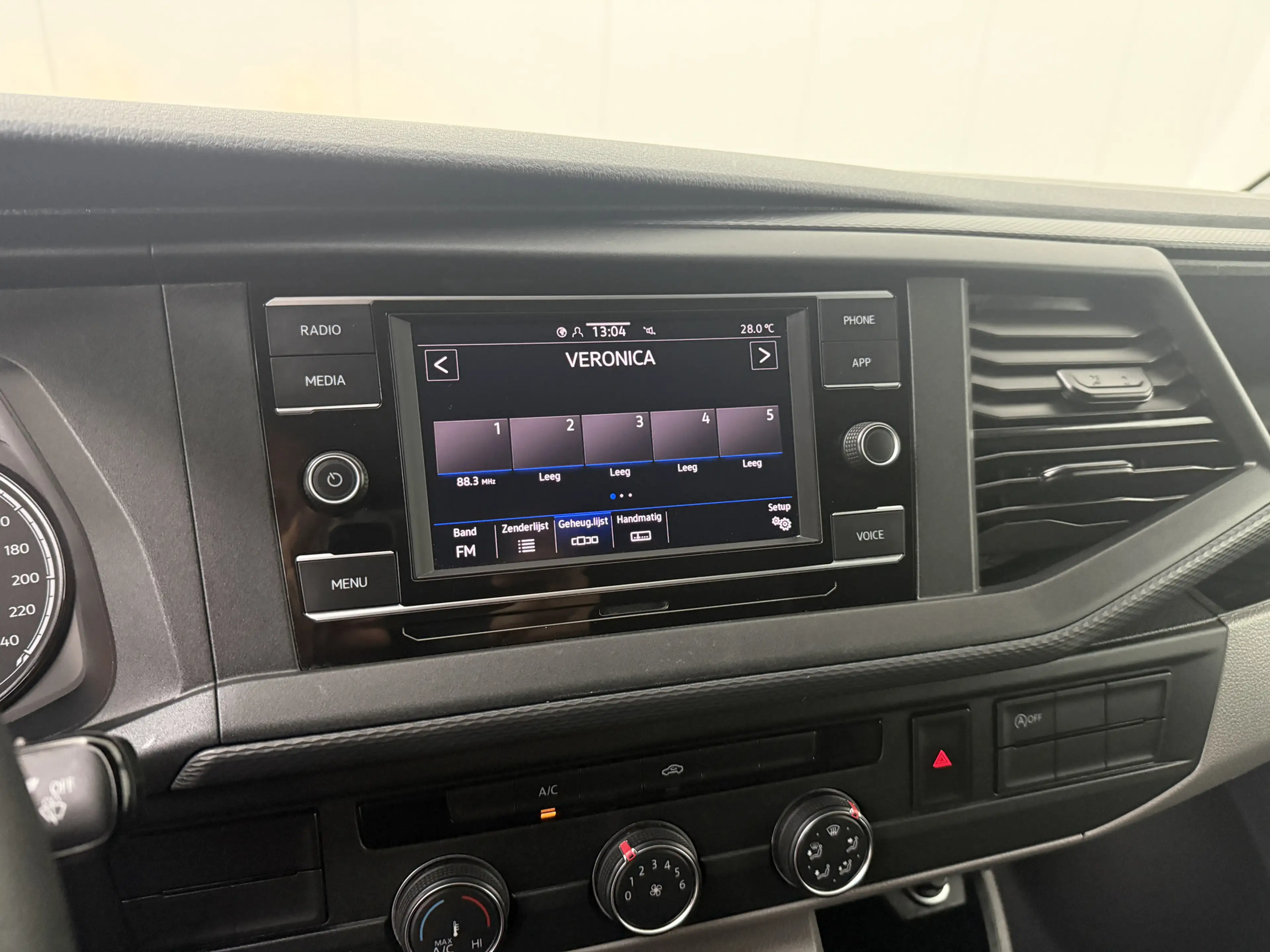 Volkswagen Transporter 2.0TDI Lang | Airco | 3-Zits | Betimmering | Trekh — photo 16