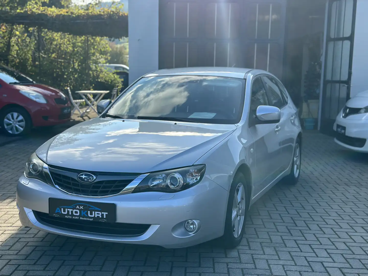 Subaru Impreza Comfort/4X4/2Hand/Klima Silber - 1