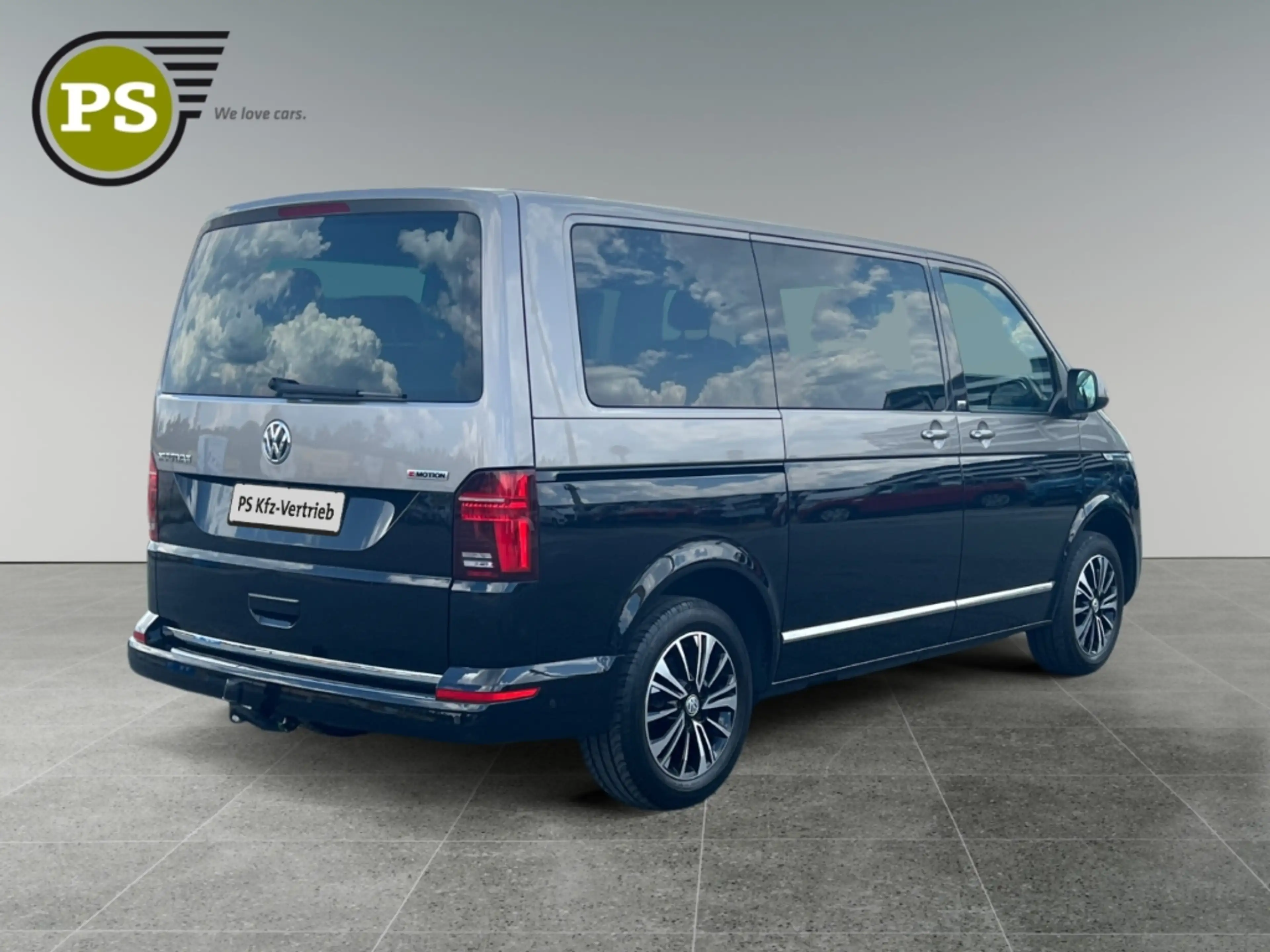 Volkswagen T6.1 Multivan Generation Six 4MOTION StandHZG Navi Leder — photo 2