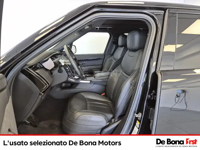 Land Rover Range Rover Sport view 7
