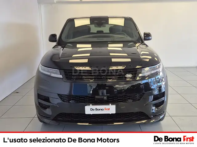 Land Rover Range Rover Sport view 2