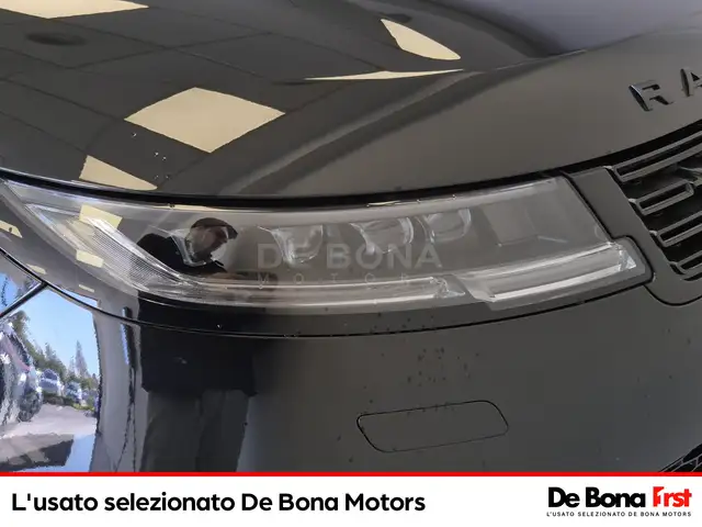 Land Rover Range Rover Sport view 13