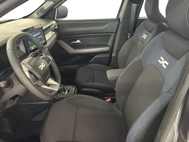Dacia Duster view 13