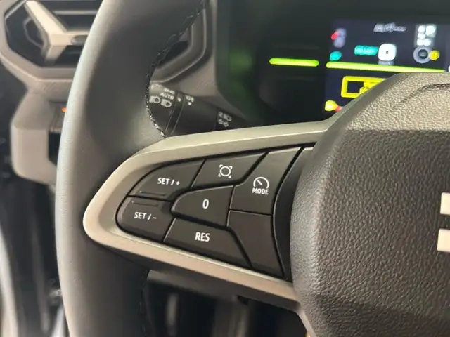 Dacia Duster view 8
