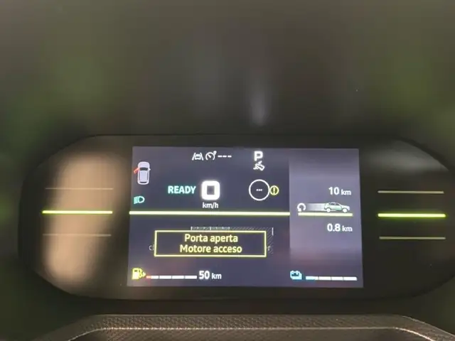 Dacia Duster view 9