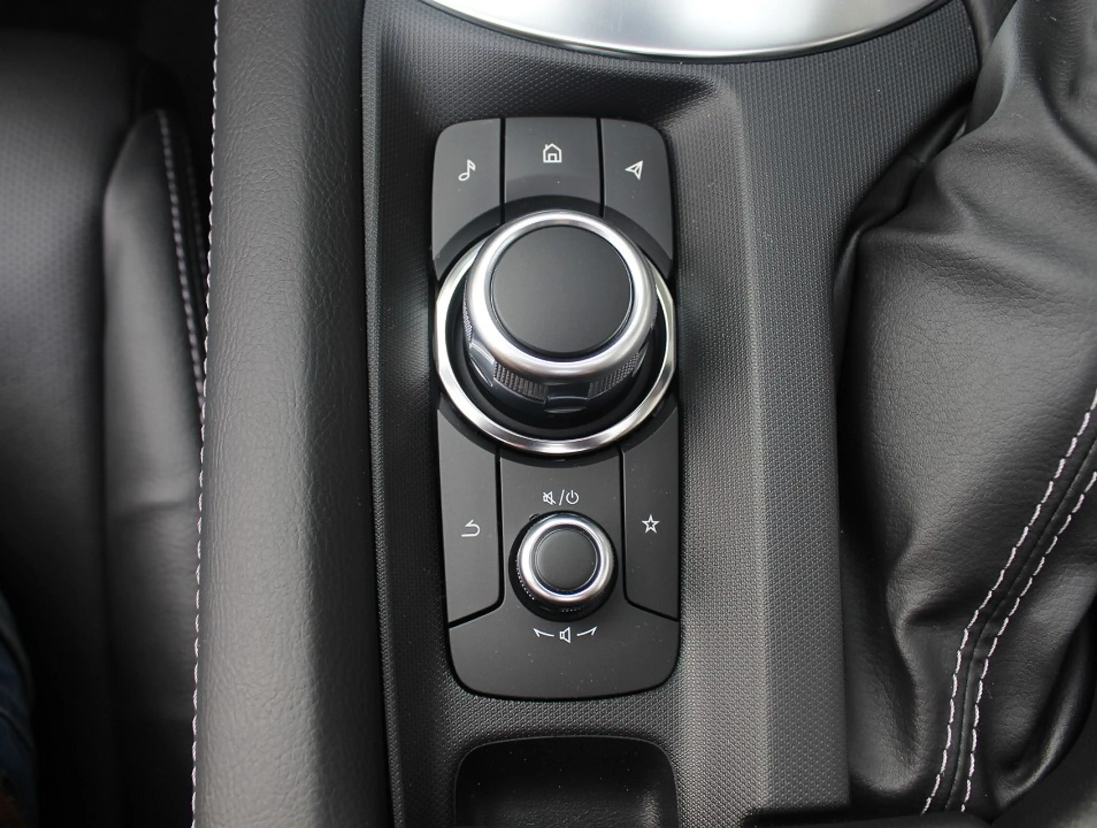 Mazda MX-5 RF 2027 G-136 Exclusive-Line *Aktion* LEDER MATRIX — photo 15