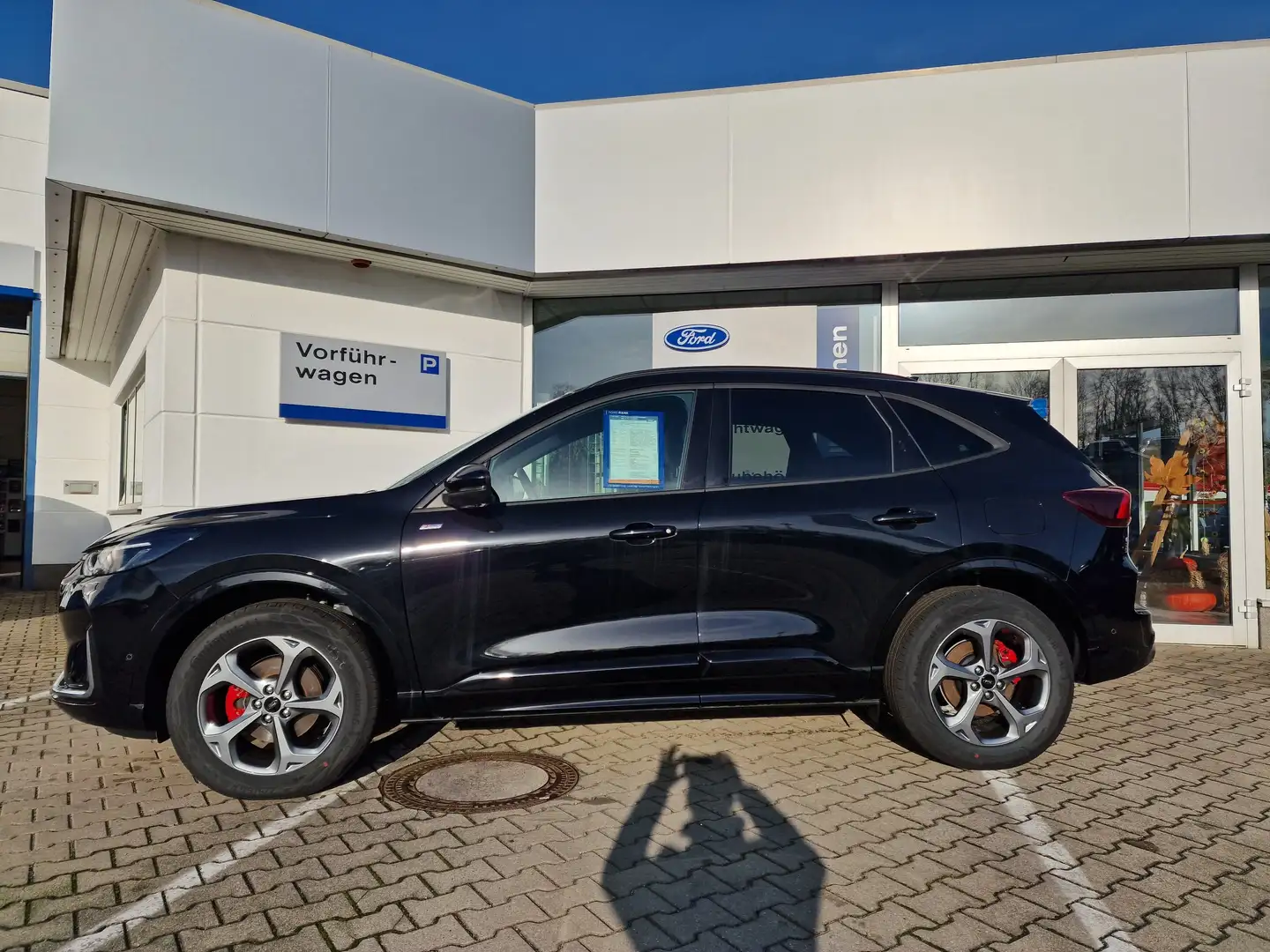 Ford Kuga Hybrid ST-Line X Schwarz - 2