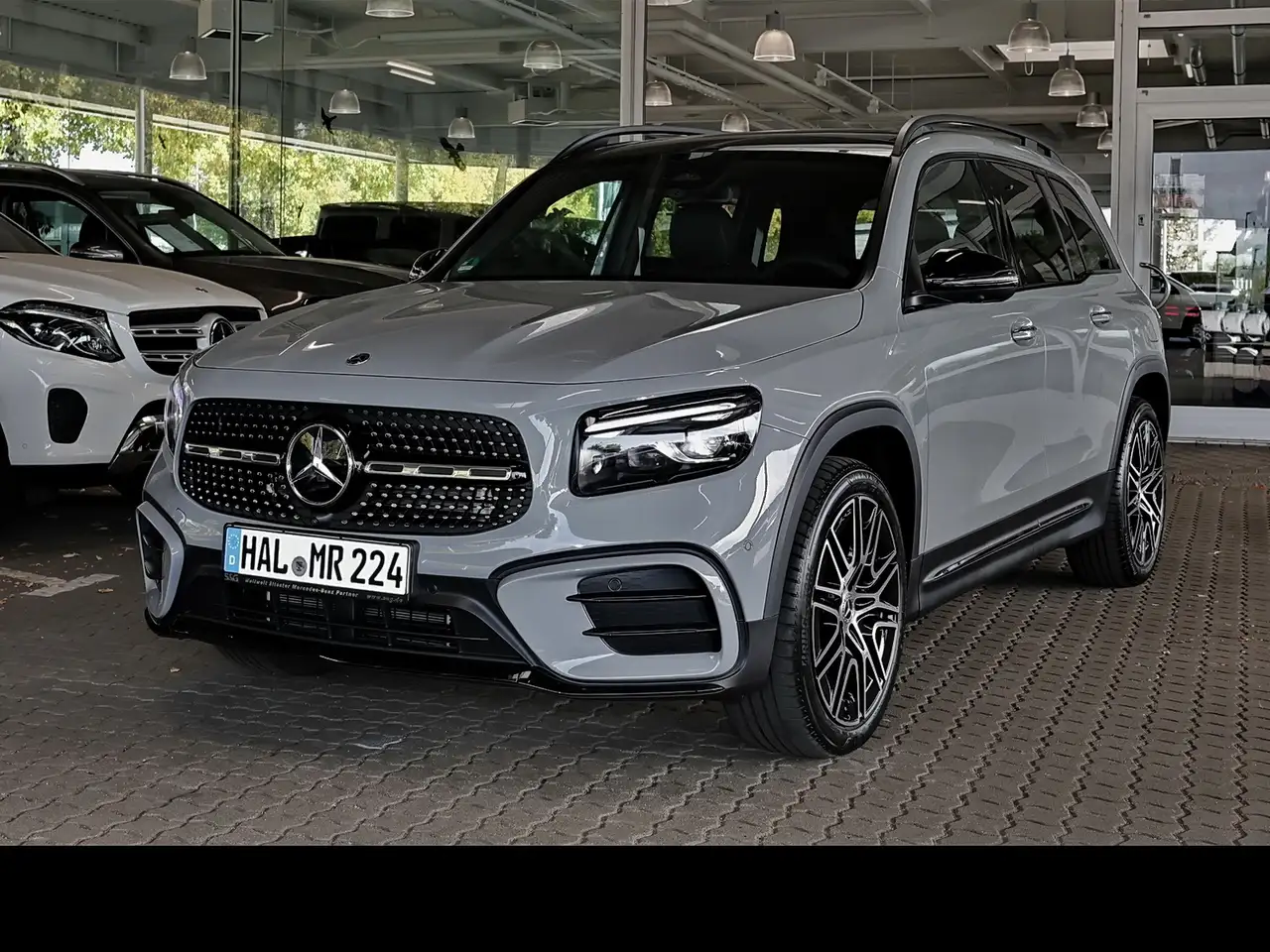 Mercedes-Benz GLB 200