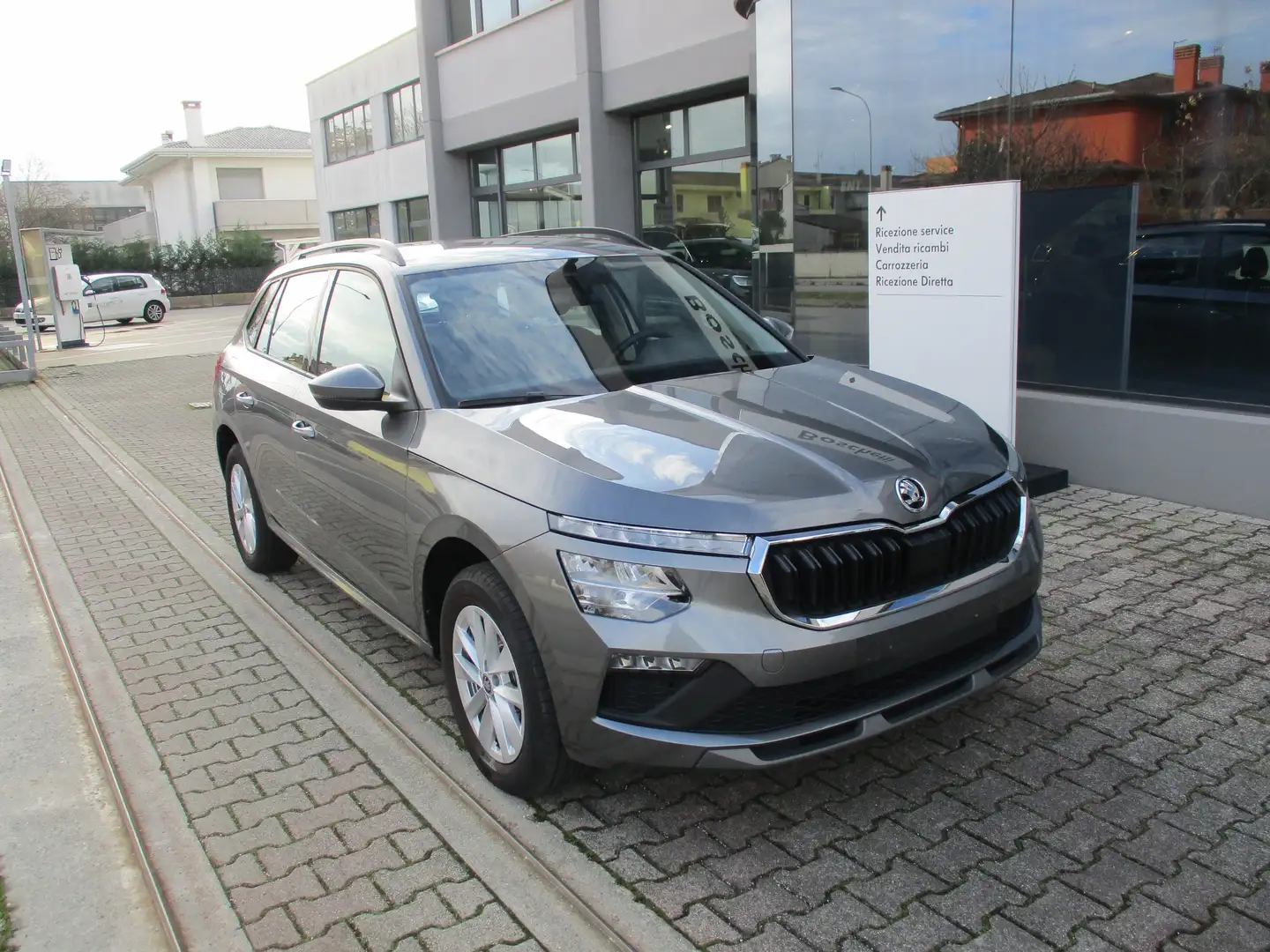 Skoda Kamiq 1.0 tsi Selection 95cv Grigio - 2