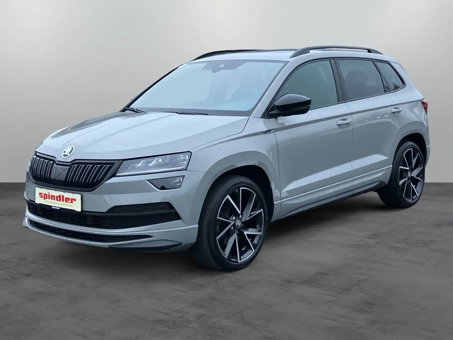 Skoda Karoq Sportline 2.0TSI 4x4 DSG / Navi, Pano, LED Grau - 2