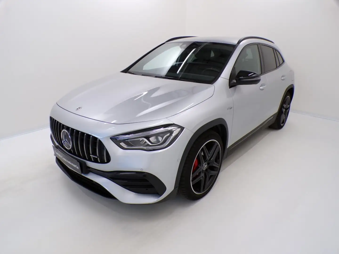 Mercedes-Benz GLA 35 AMG - GLA 35 AMG 4matic auto Срібний - 1