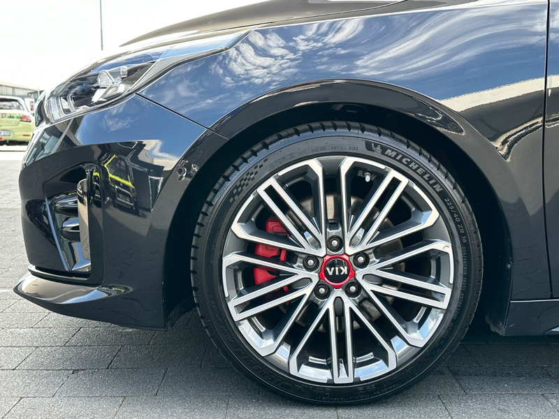 Kia ProCeed / pro_cee'd ProCeed 1.6 T-GDI GT | Panorama | LED | JBL — photo 9