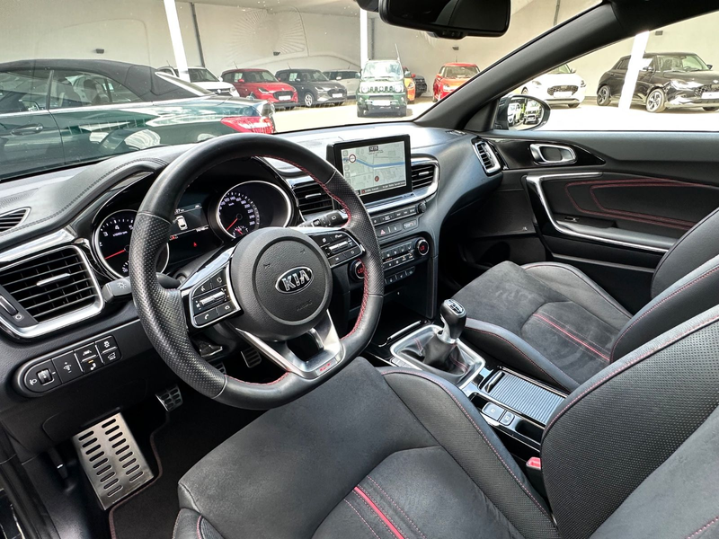 Kia ProCeed / pro_cee'd ProCeed 1.6 T-GDI GT | Panorama | LED | JBL — photo 12