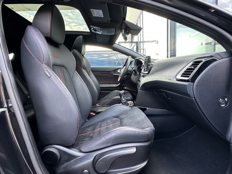Kia ProCeed / pro_cee'd ProCeed 1.6 T-GDI GT | Panorama | LED | JBL — photo 15