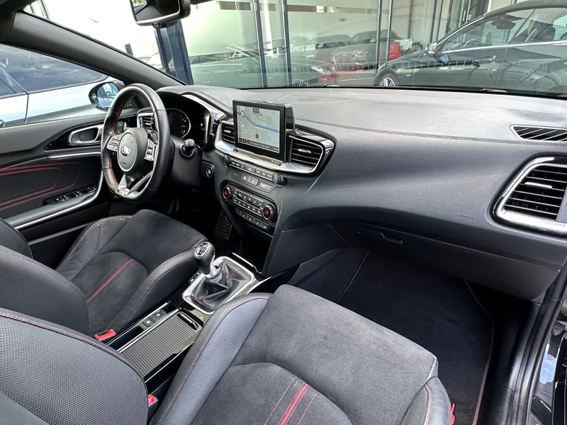 Kia ProCeed / pro_cee'd ProCeed 1.6 T-GDI GT | Panorama | LED | JBL — photo 14