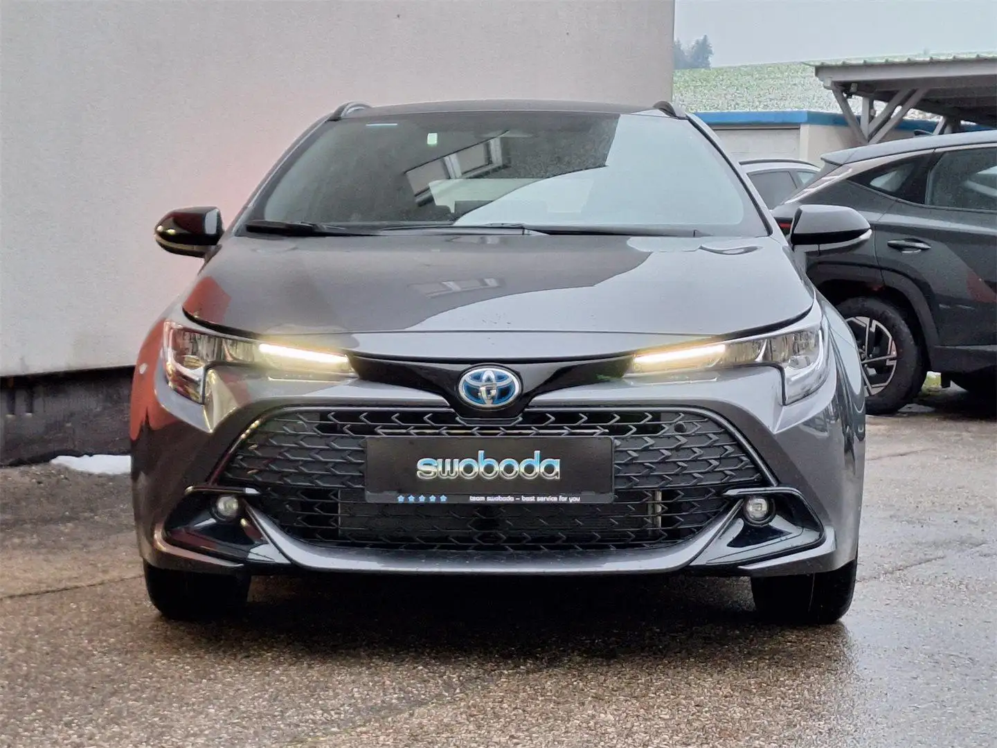 Toyota Corolla 1,8l Hybrid TS Active Grau - 2