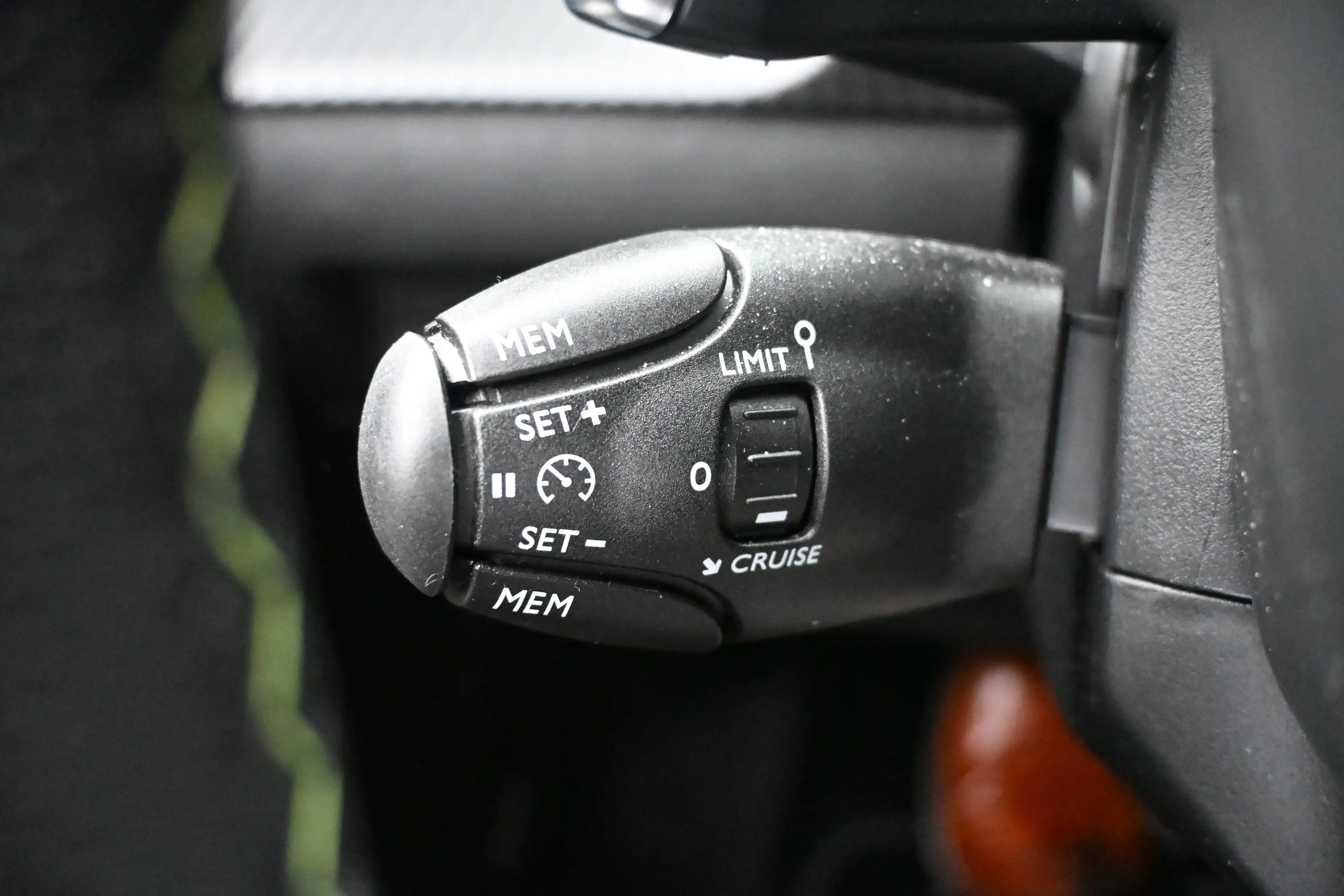 Peugeot 208 1.2 Hybrid 110 e-DCS6 GT tot 8 Jaar Garantie! | Na — photo 14