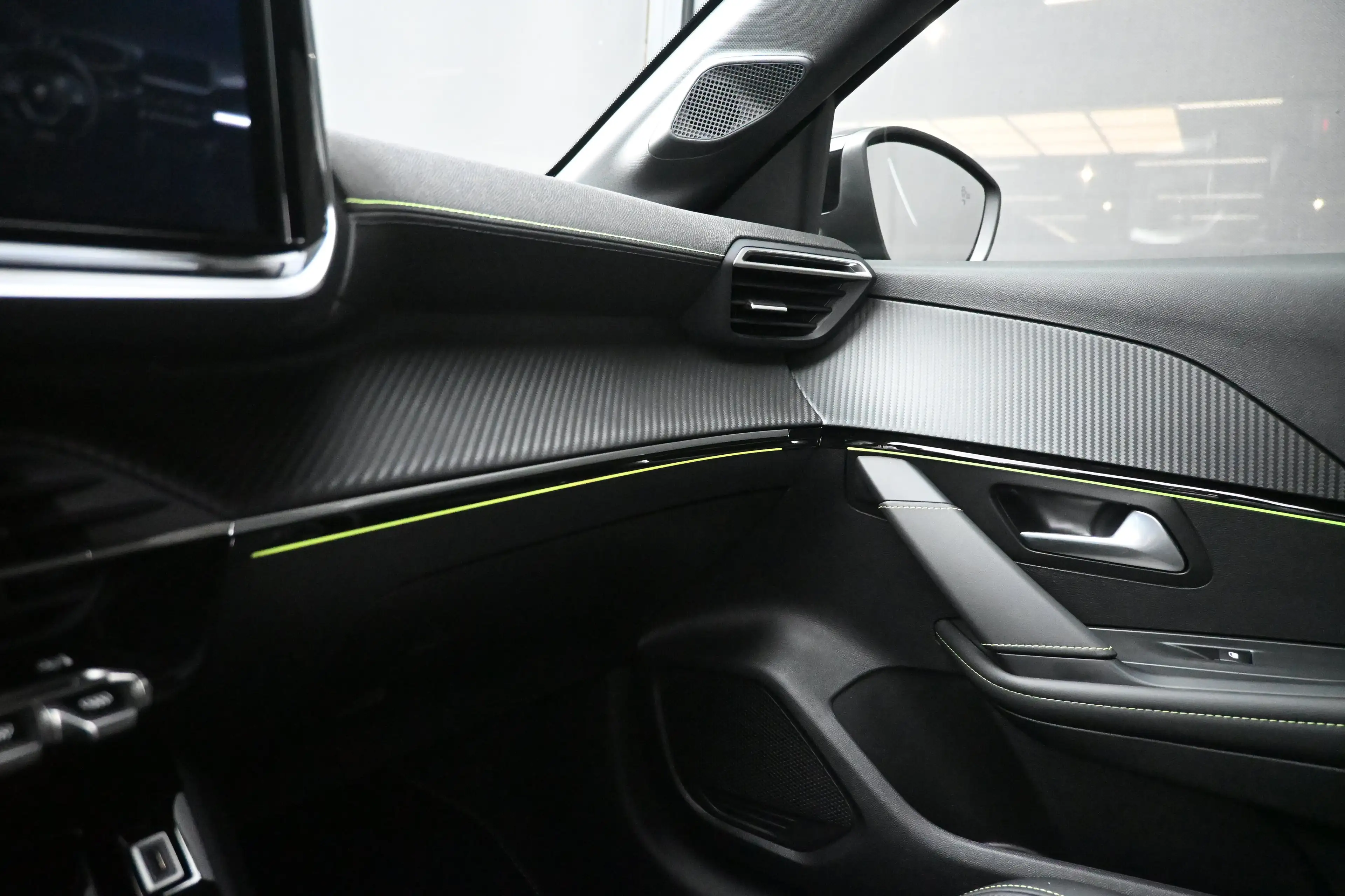Peugeot 208 1.2 Hybrid 110 e-DCS6 GT tot 8 Jaar Garantie! | Na — photo 23