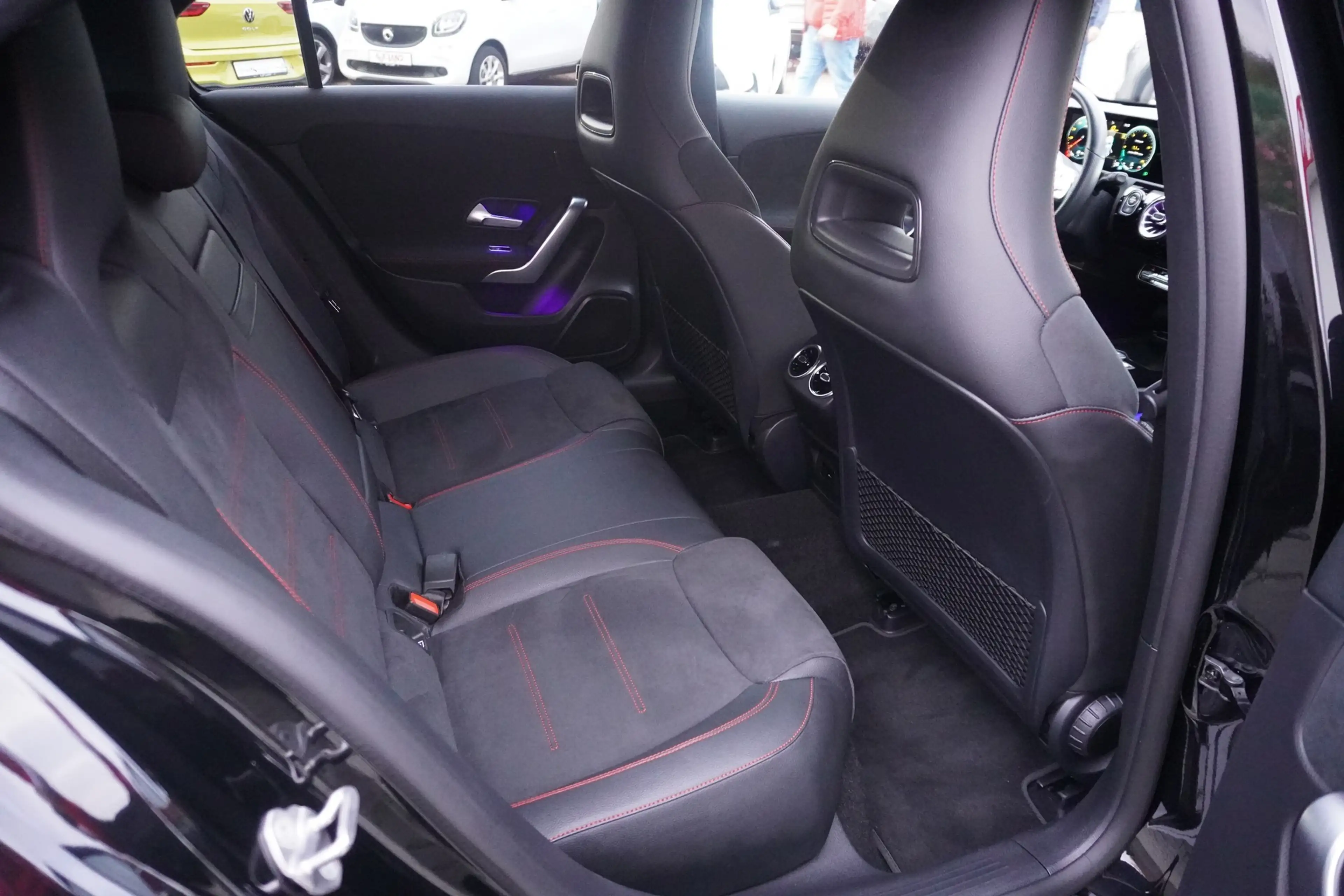 Mercedes-Benz A 250 A250 4Matic AMG Line LED Navi Soundsystem Kamera — photo 13