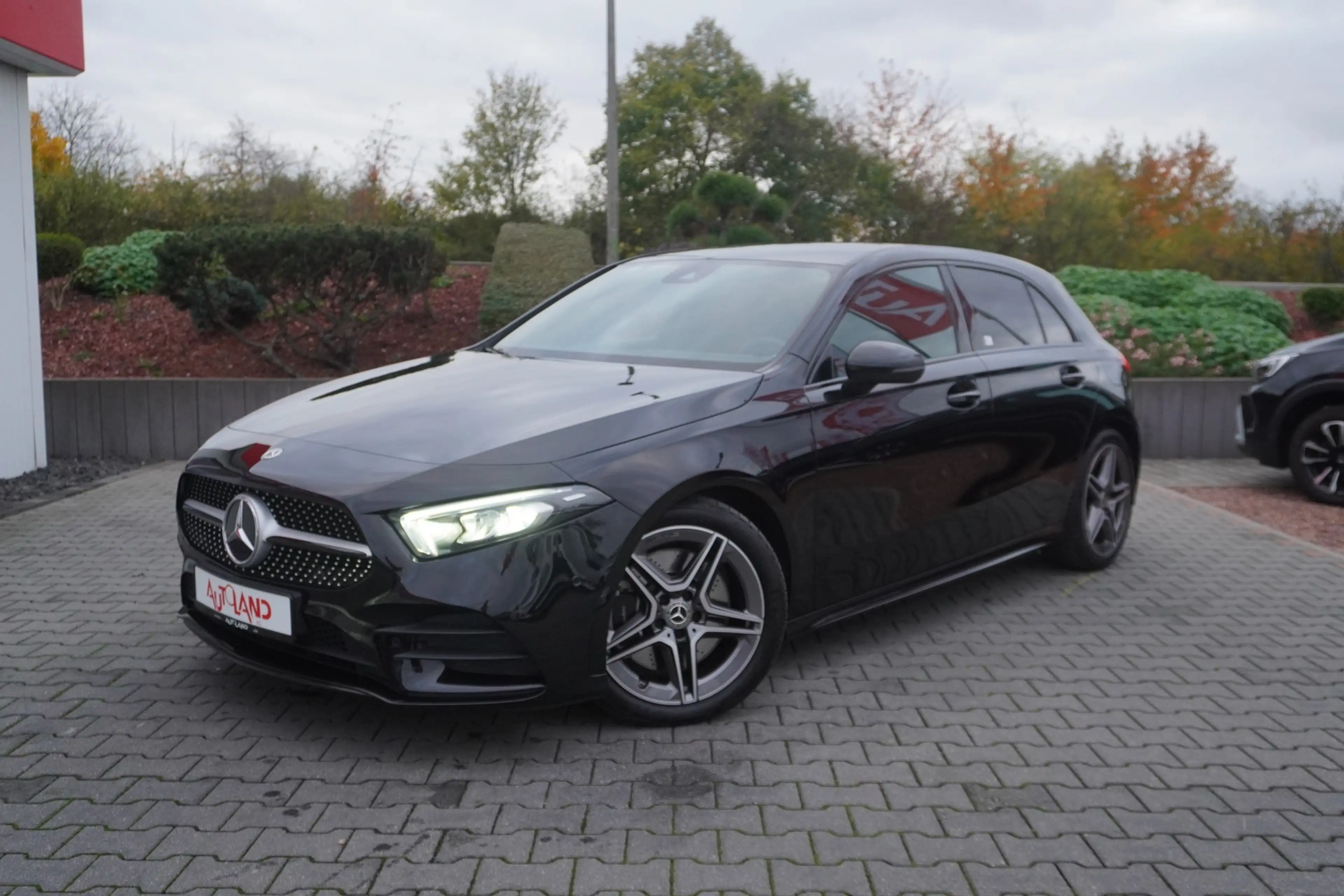 Mercedes-Benz A 250 A250 4Matic AMG Line LED Navi Soundsystem Kamera — photo 2