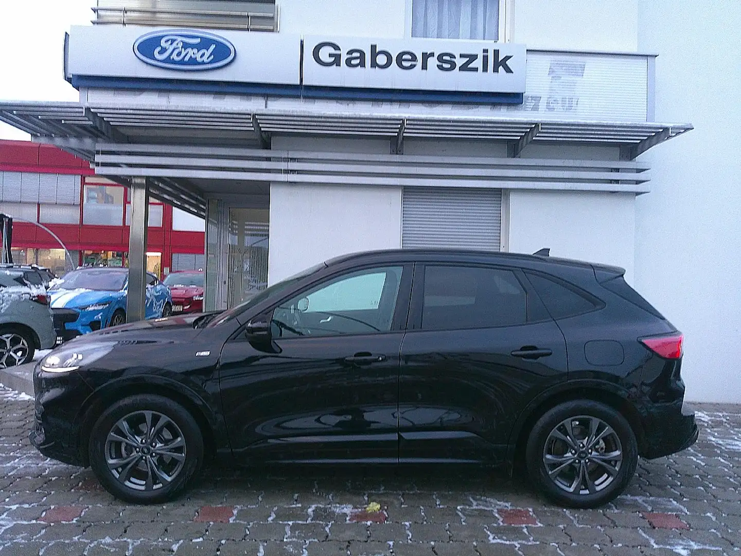 Ford Kuga 1,5 EcoBlue ST-Line Aut. Schwarz - 2