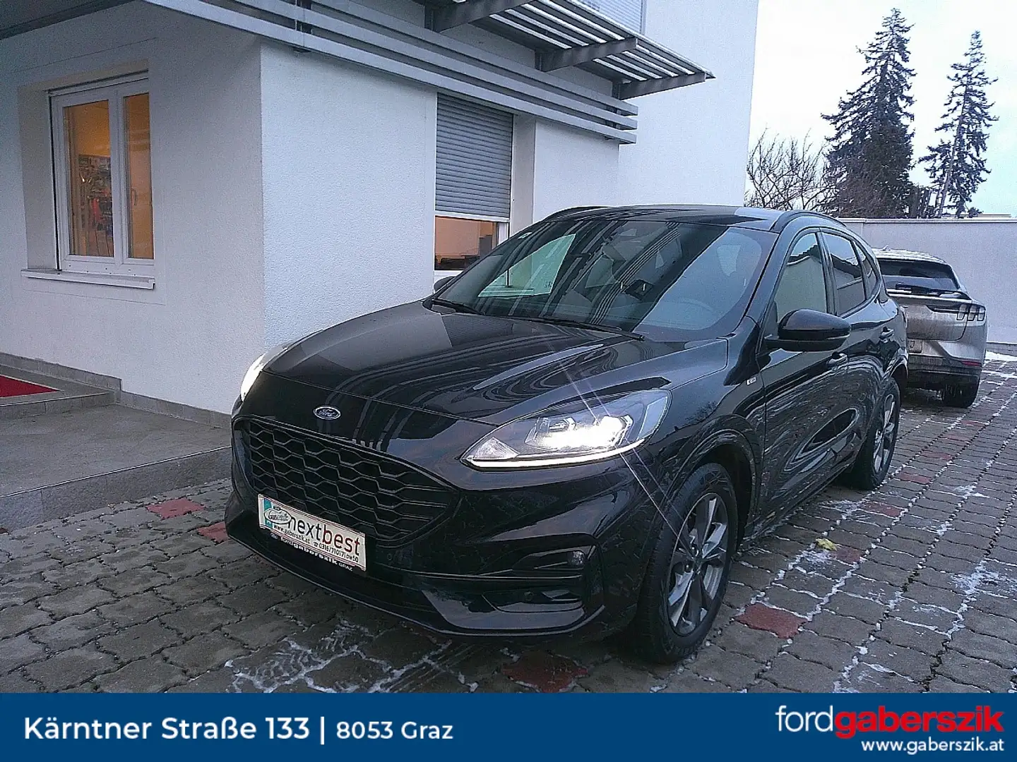 Ford Kuga 1,5 EcoBlue ST-Line Aut. Schwarz - 1