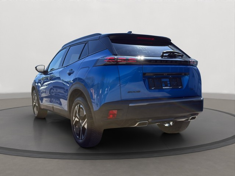 Peugeot 2008 GT PureTech 130 EAT8 — photo 3