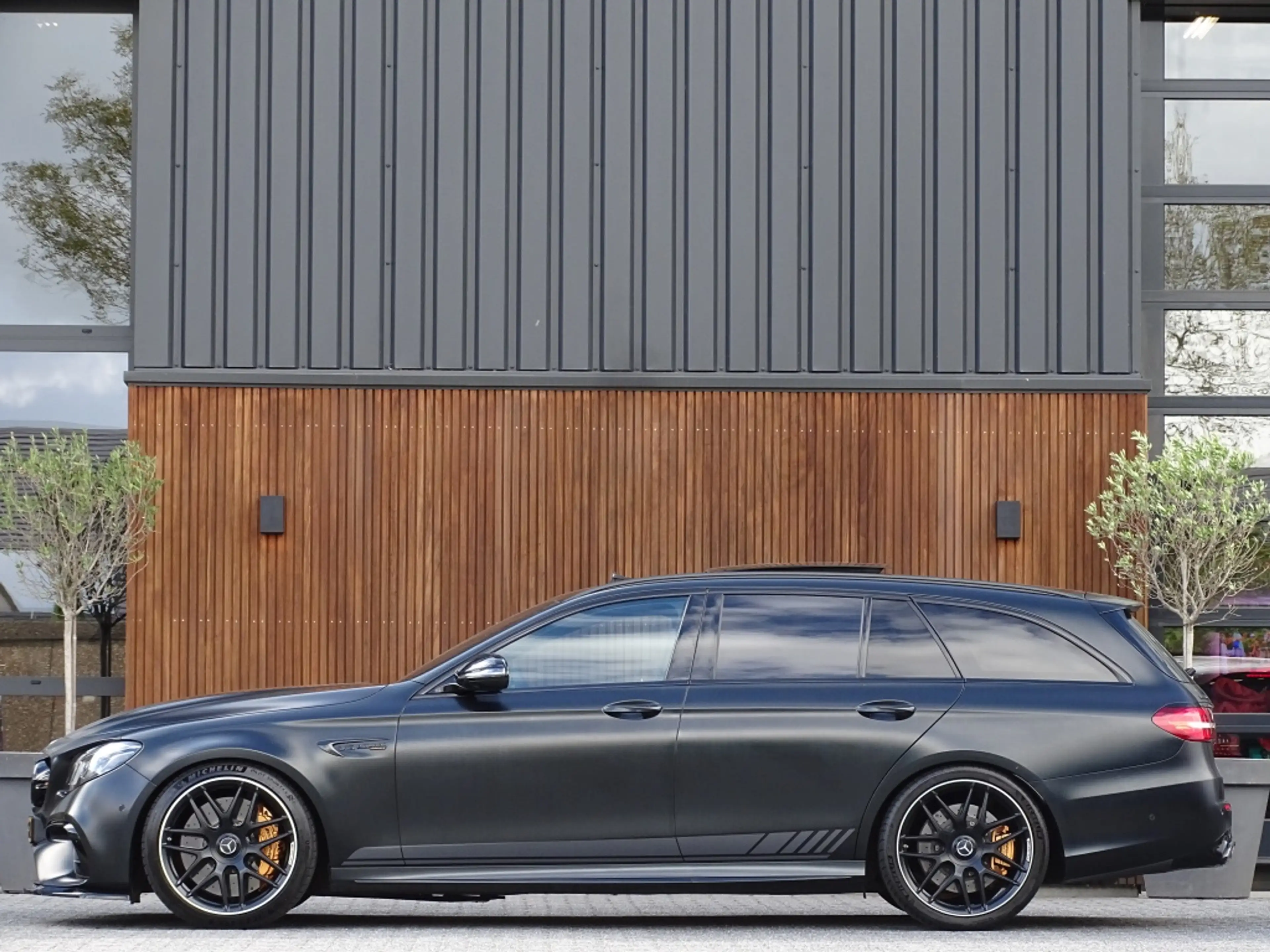 Mercedes-Benz E 63 AMG Estate 63s V8 612PK / Burmester / Carbon / AMG Cer — photo 5